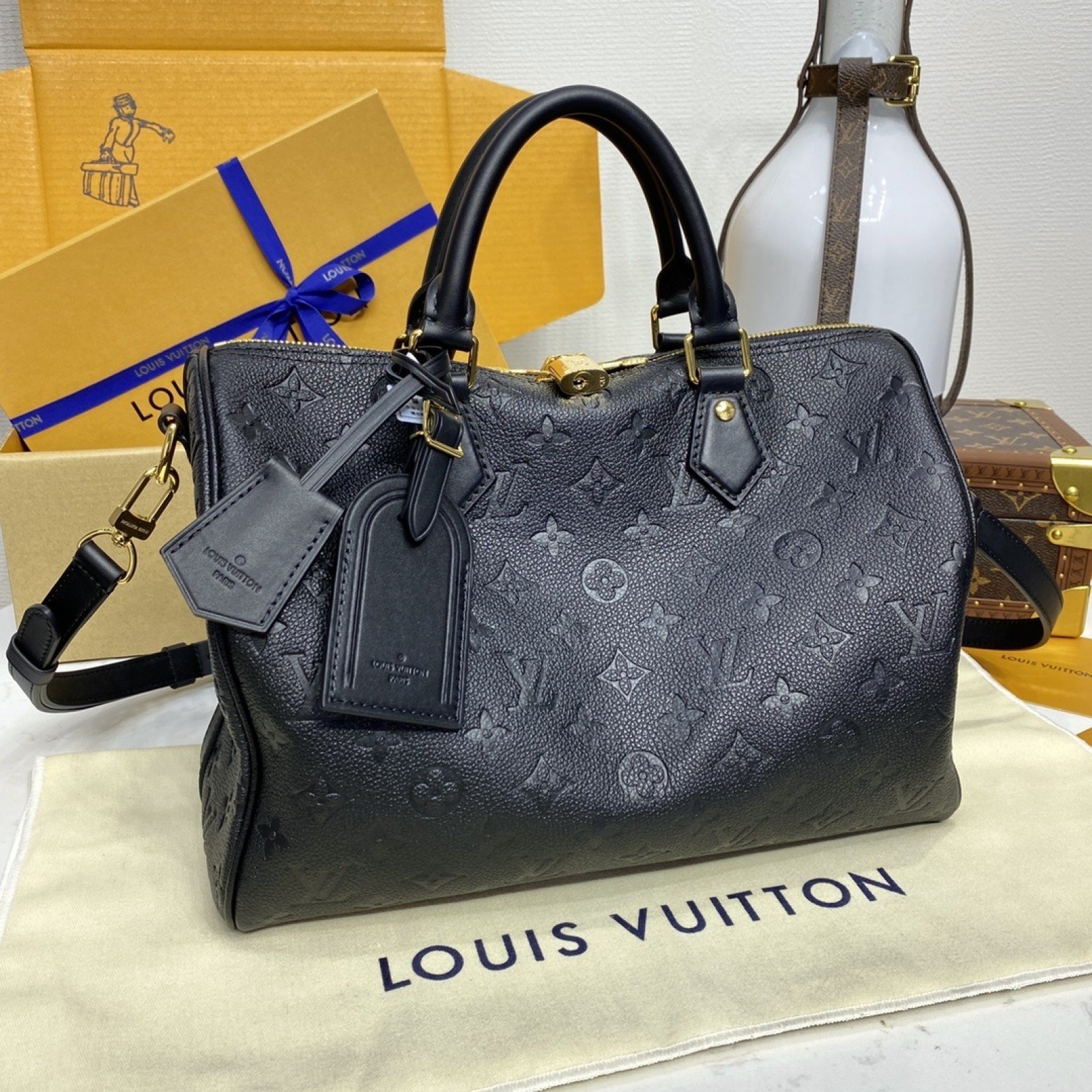 LV M47186