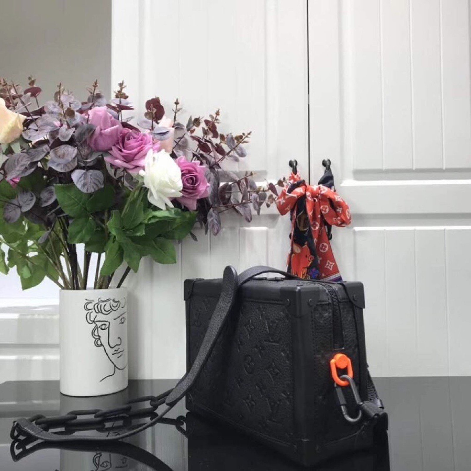 LV MATCHPOINT MESSENGER BAG M44427QP