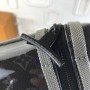 LV MESSENGER Bag M43895