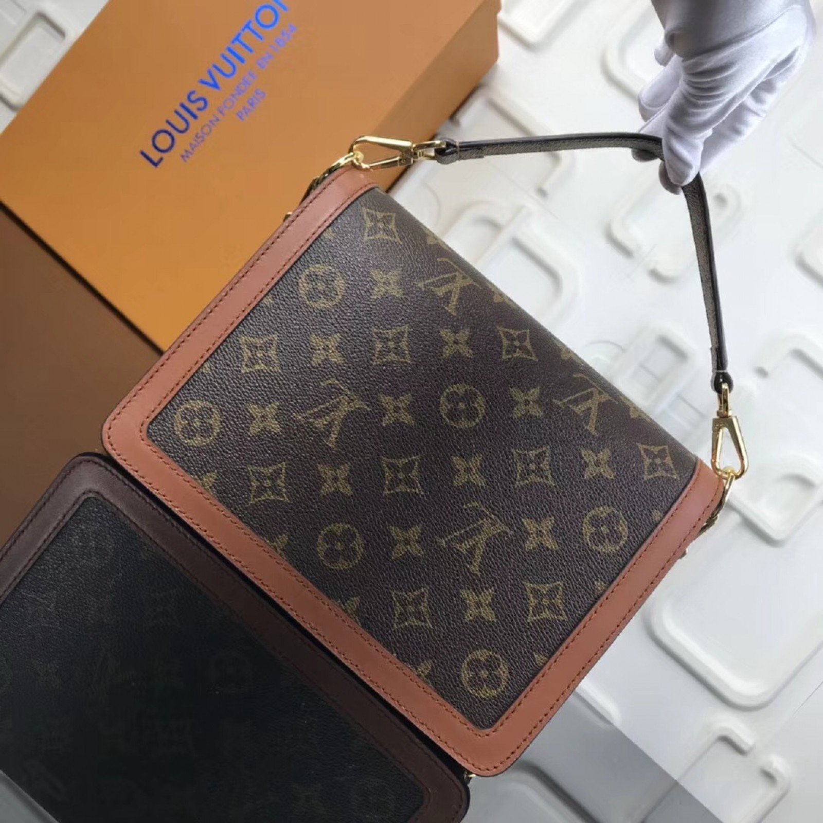 LV METIS Bag M43565