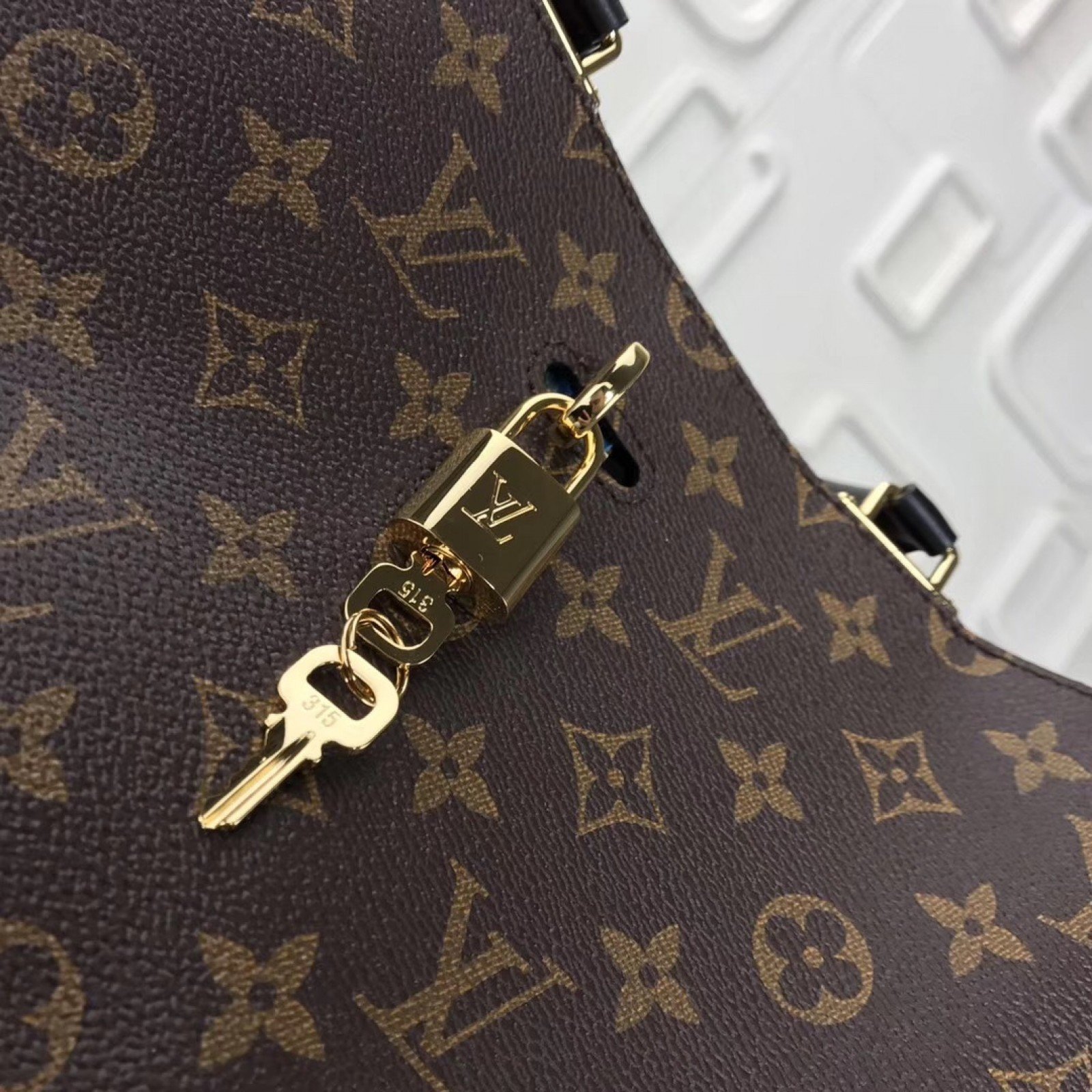 LV MILLEFEUILLE Bag M44255