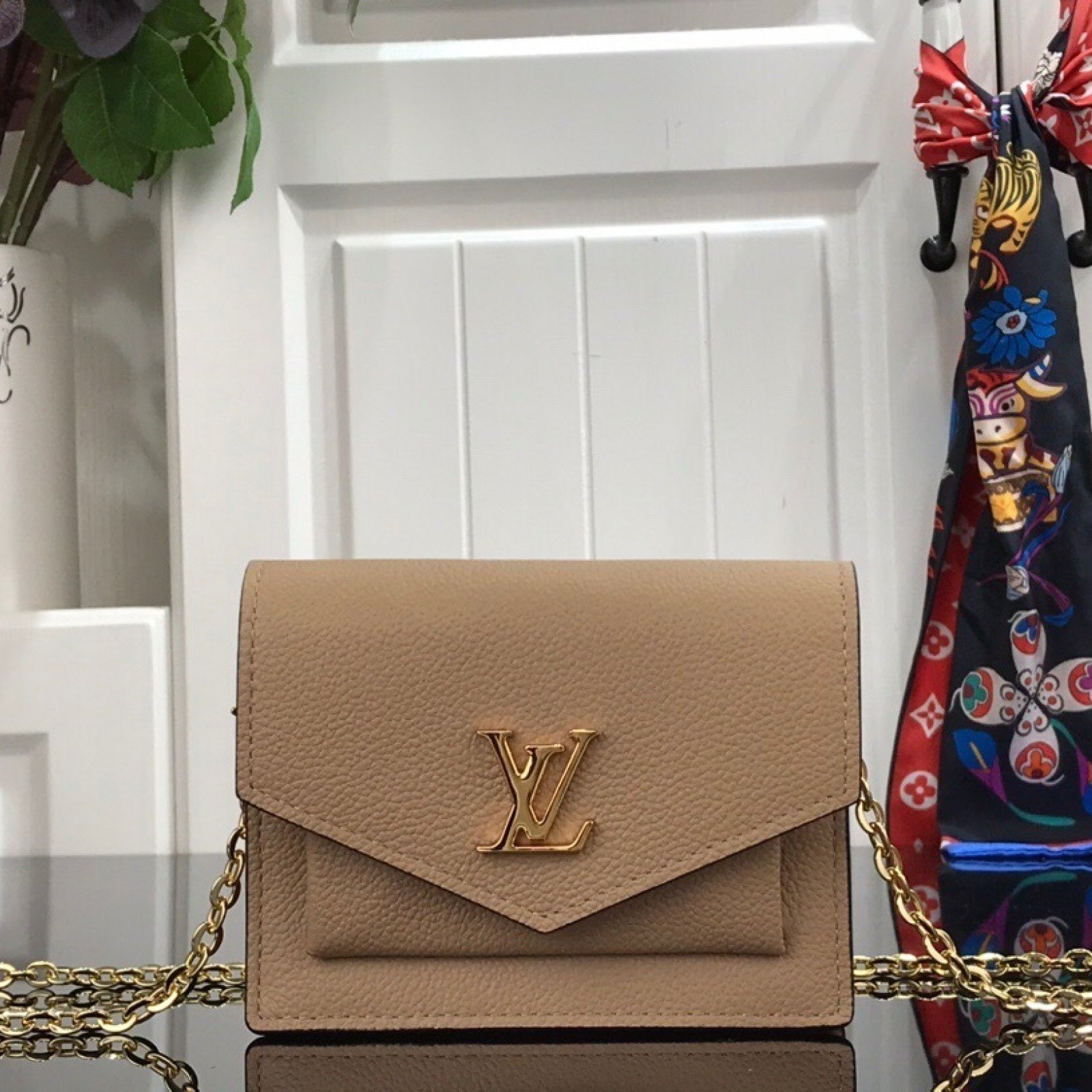 LV MINI MYLOCKME CHAIN POCHETTE M69183