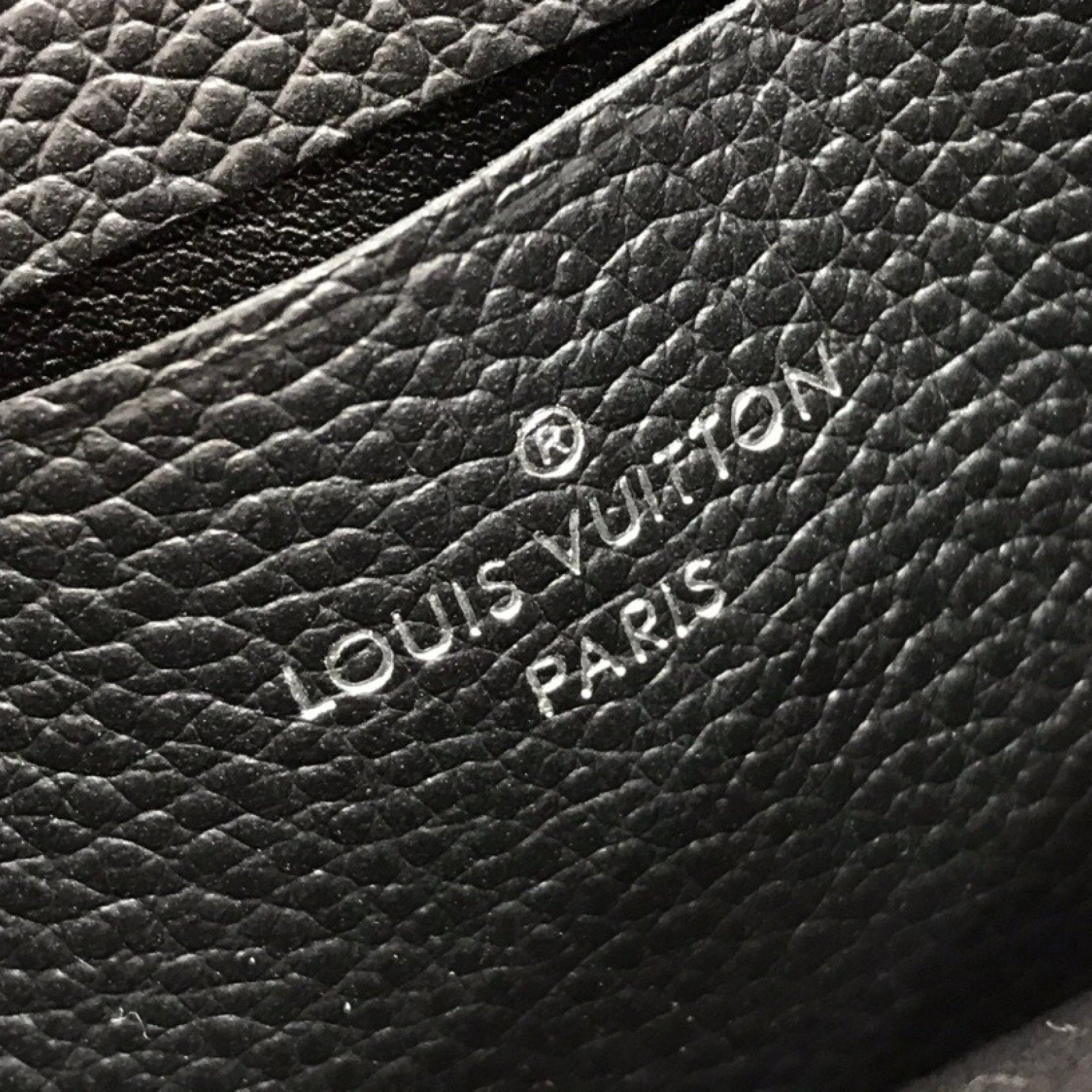 LV MINI MYLOCKME CHAIN POCHETTE M69183