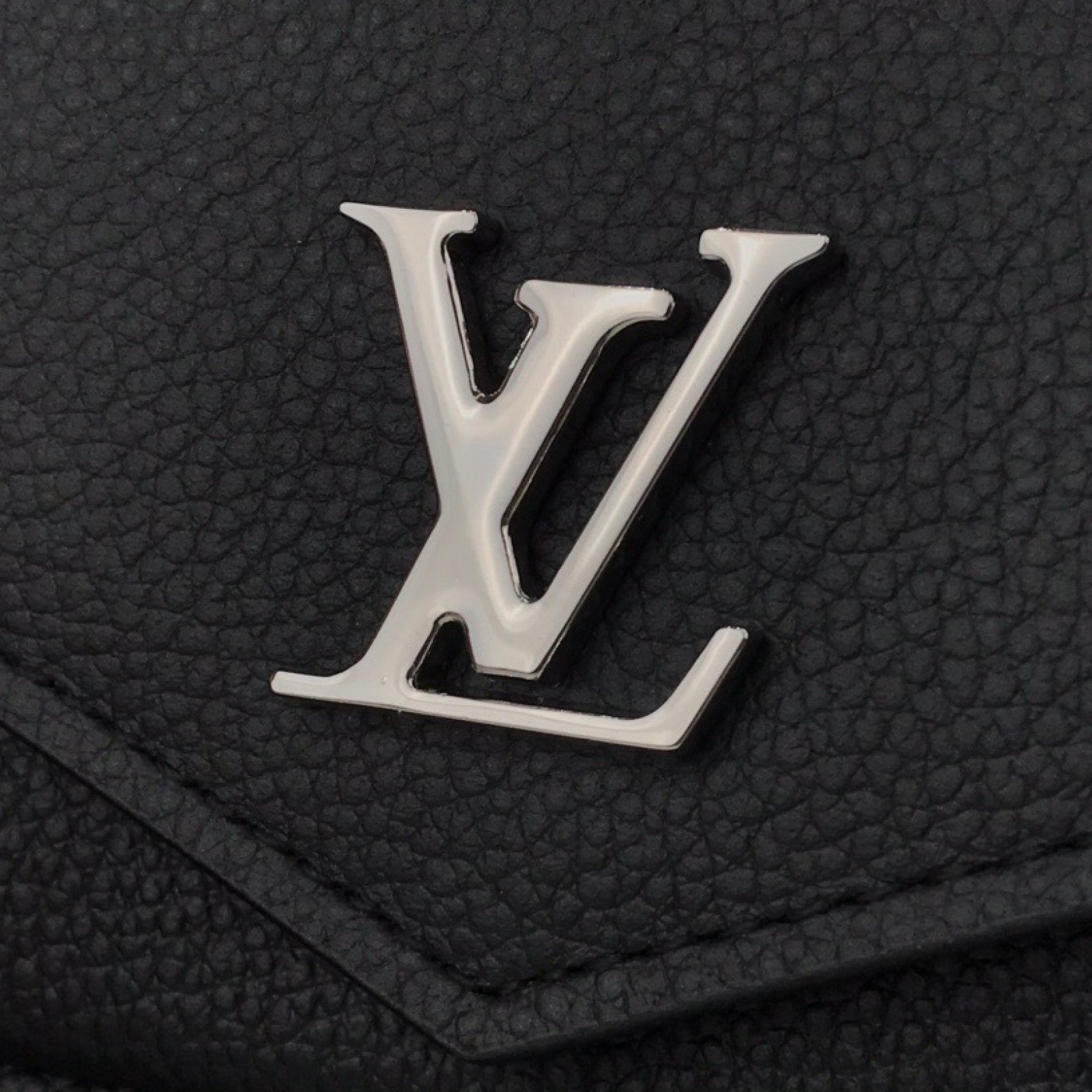 LV MINI MYLOCKME CHAIN POCHETTE M69183