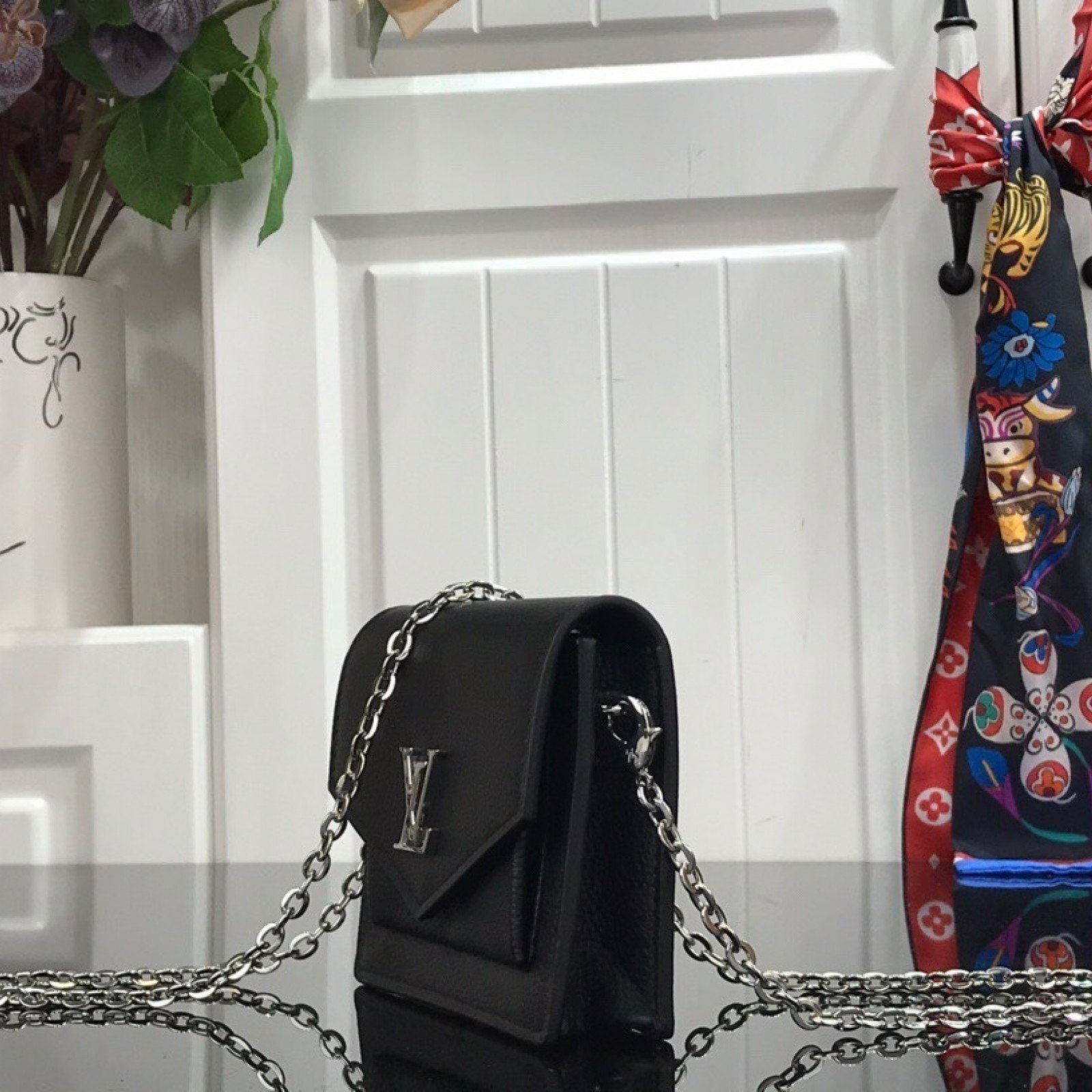 LV MINI MYLOCKME CHAIN POCHETTE M69183