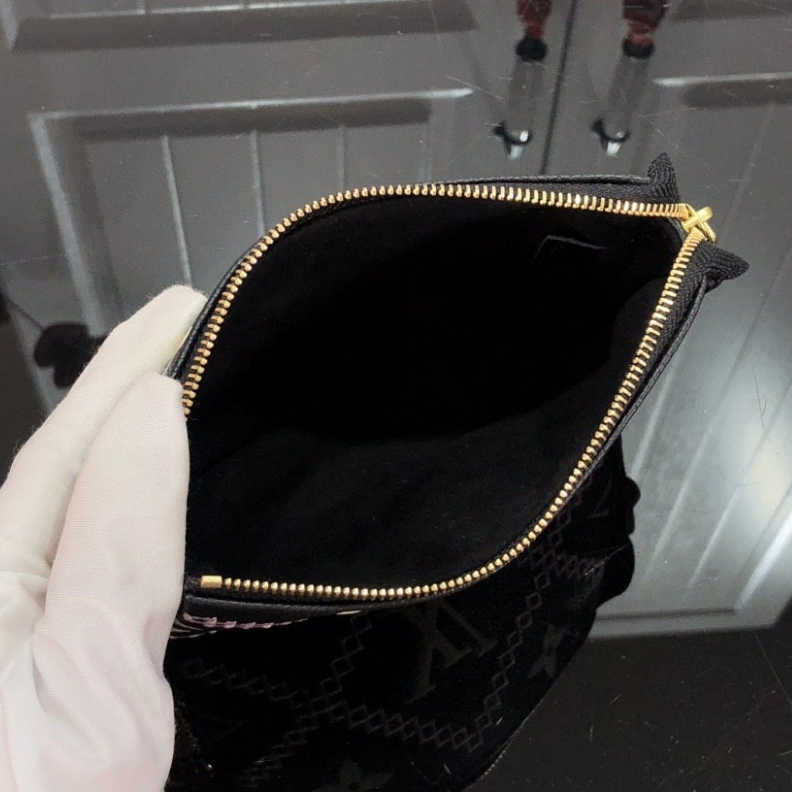 LV MINI POCHETTE ACCESSOIRES M81140