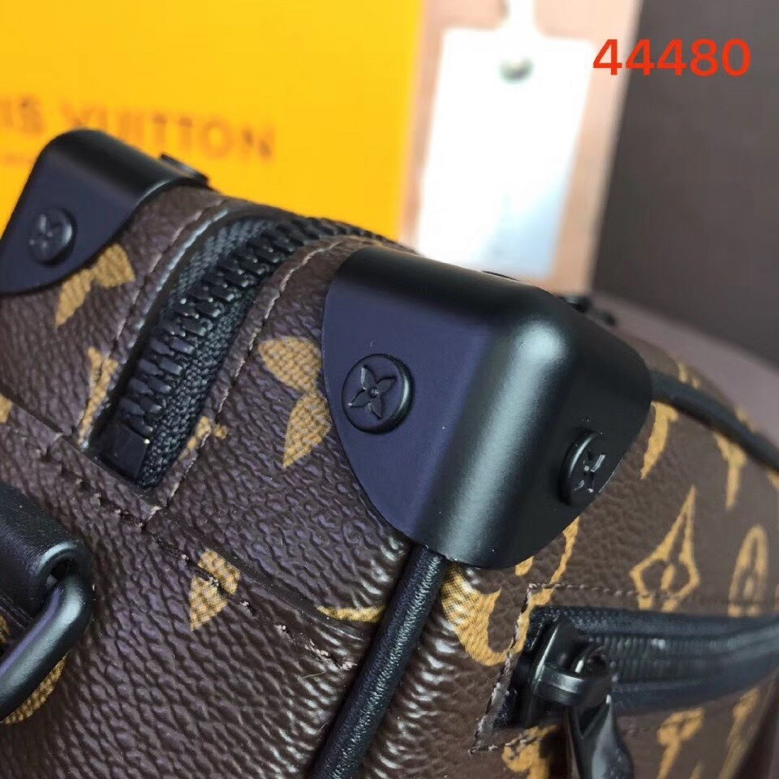 LV MINI SOFT TRUNK M44480