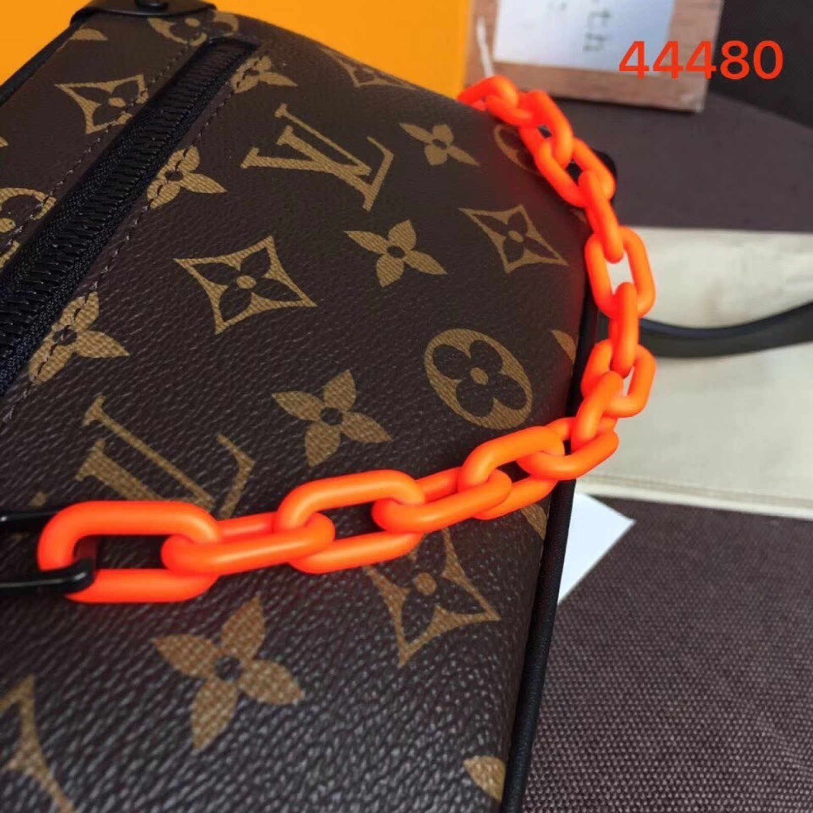 LV MINI SOFT TRUNK M44480