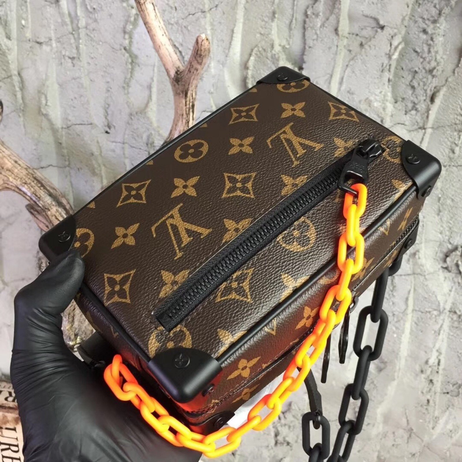 LV MINI SOFT TRUNK M44480