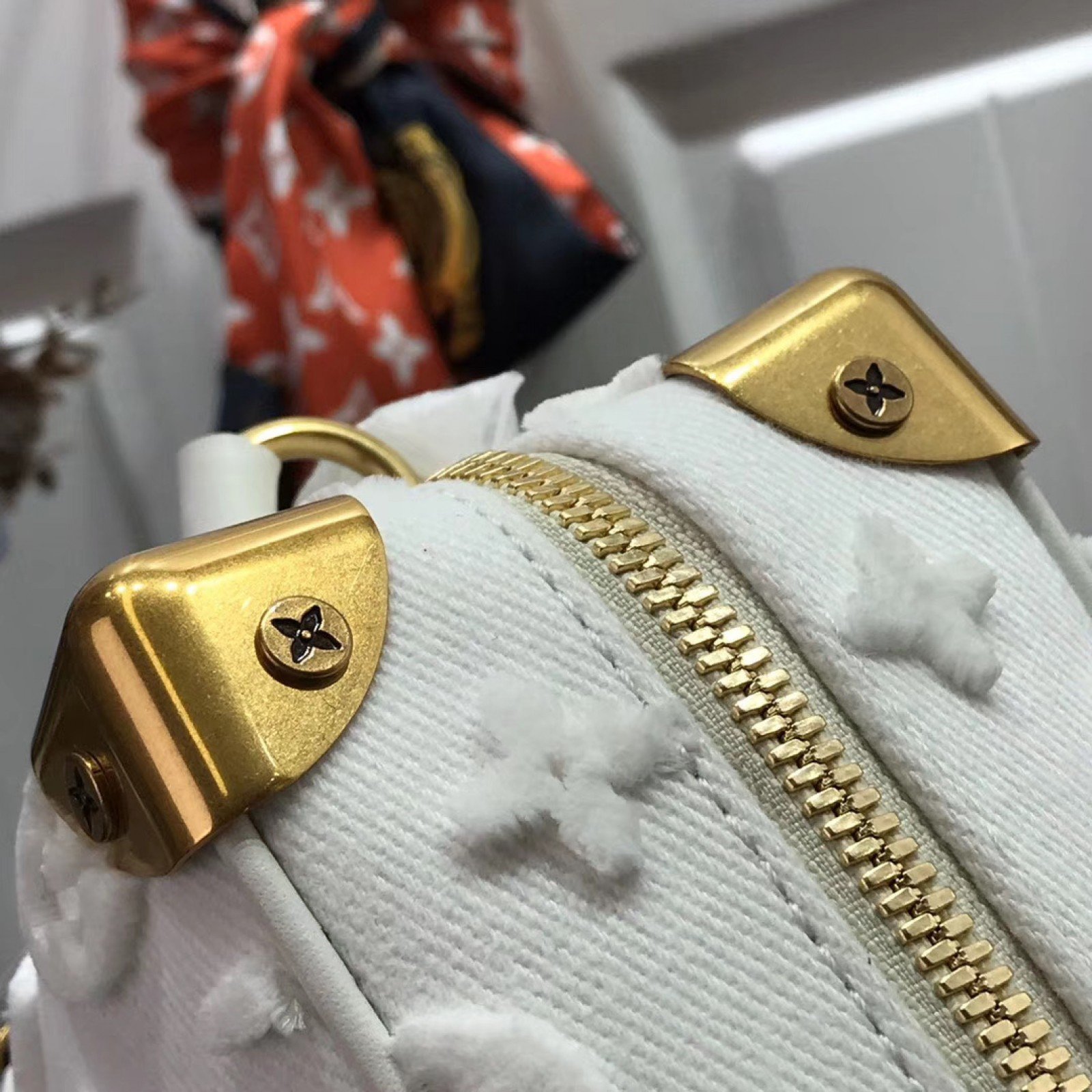 LV MINI SOFT TRUNK M44480BR