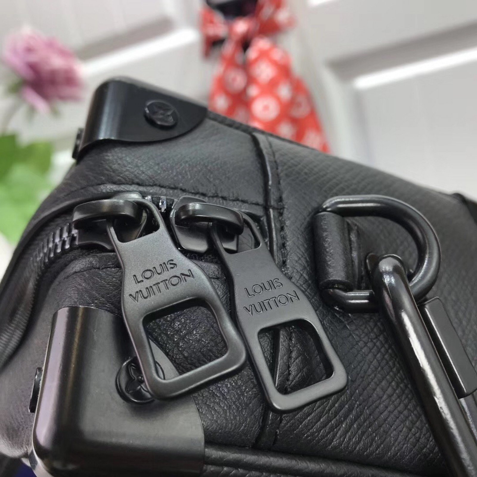 LV MINI SOFT TRUNK M44480CH