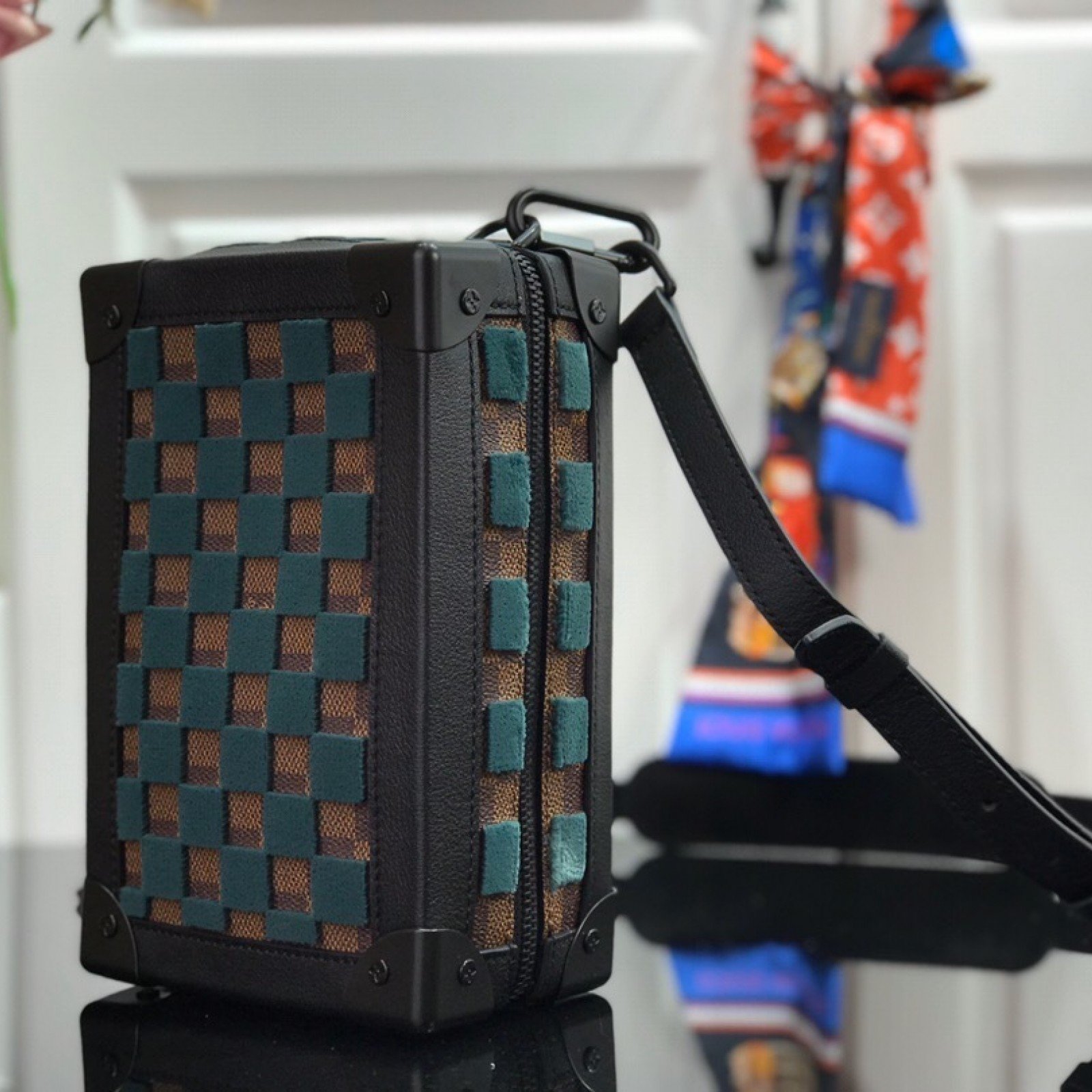 LV MINI SOFT TRUNK M45044ZR