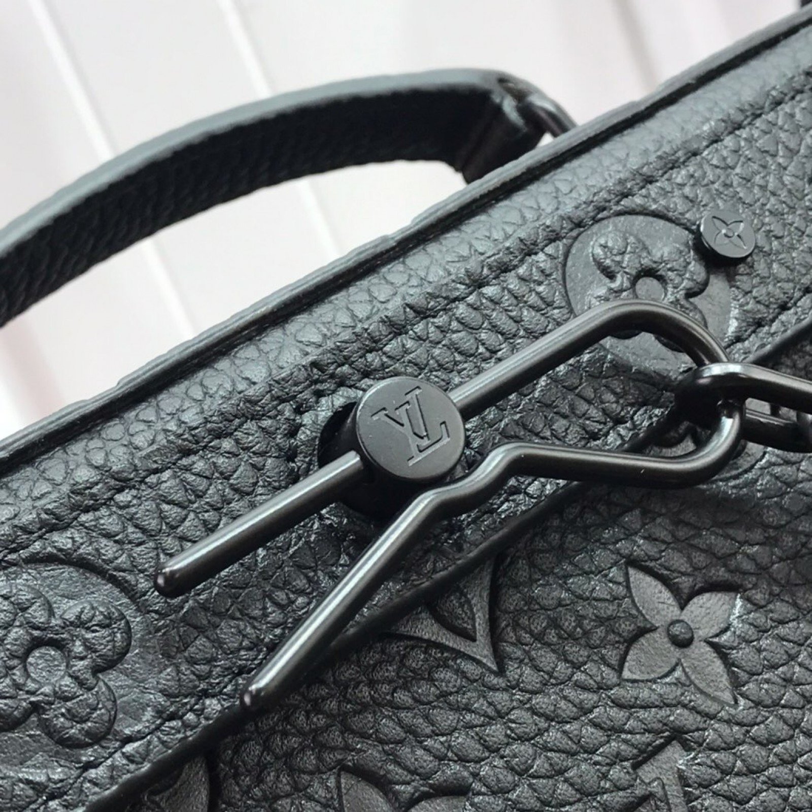 LV MINI SOFT TRUNK M61117