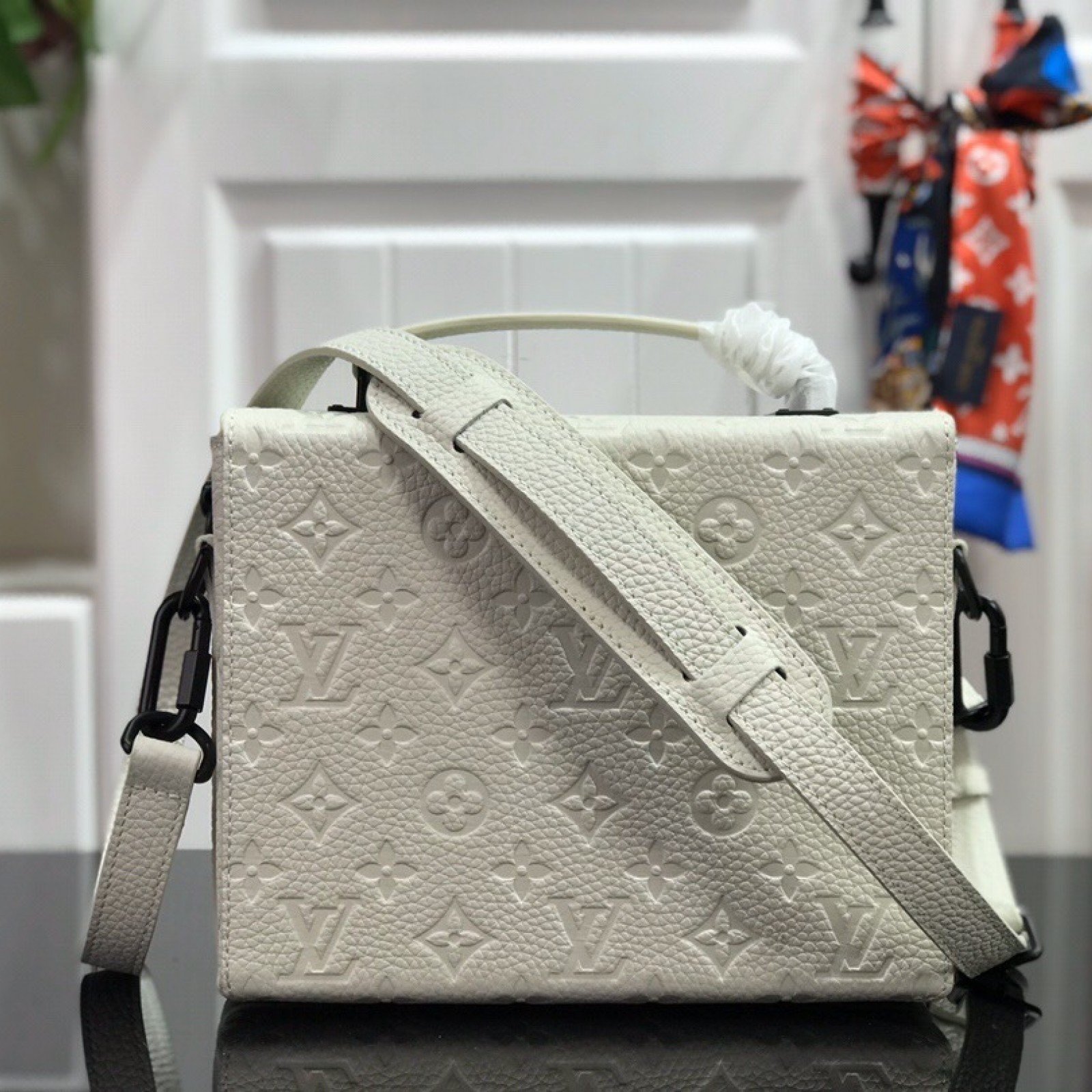 LV MINI SOFT TRUNK M61117