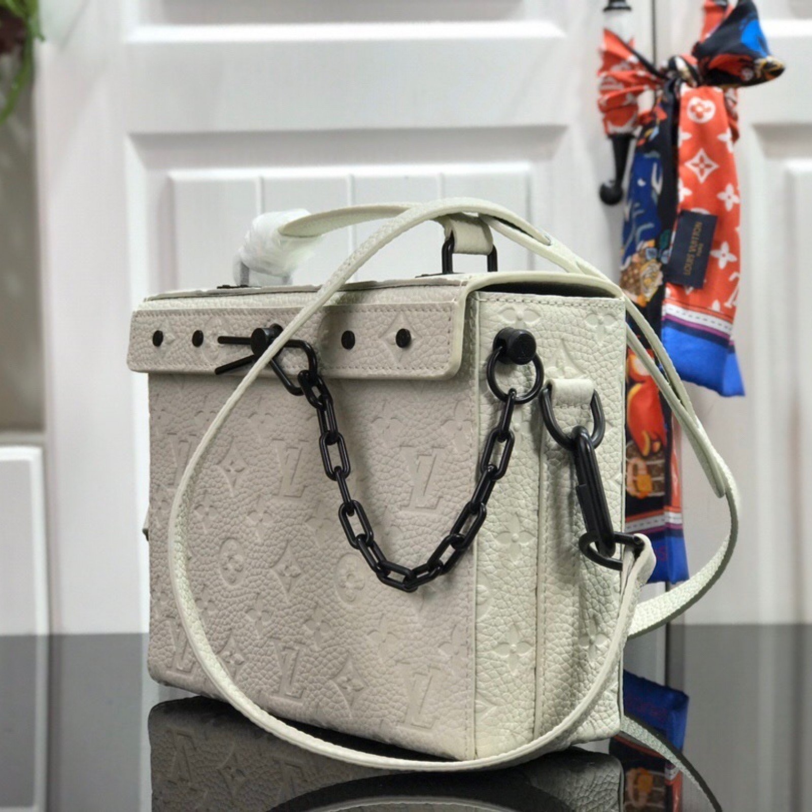 LV MINI SOFT TRUNK M61117