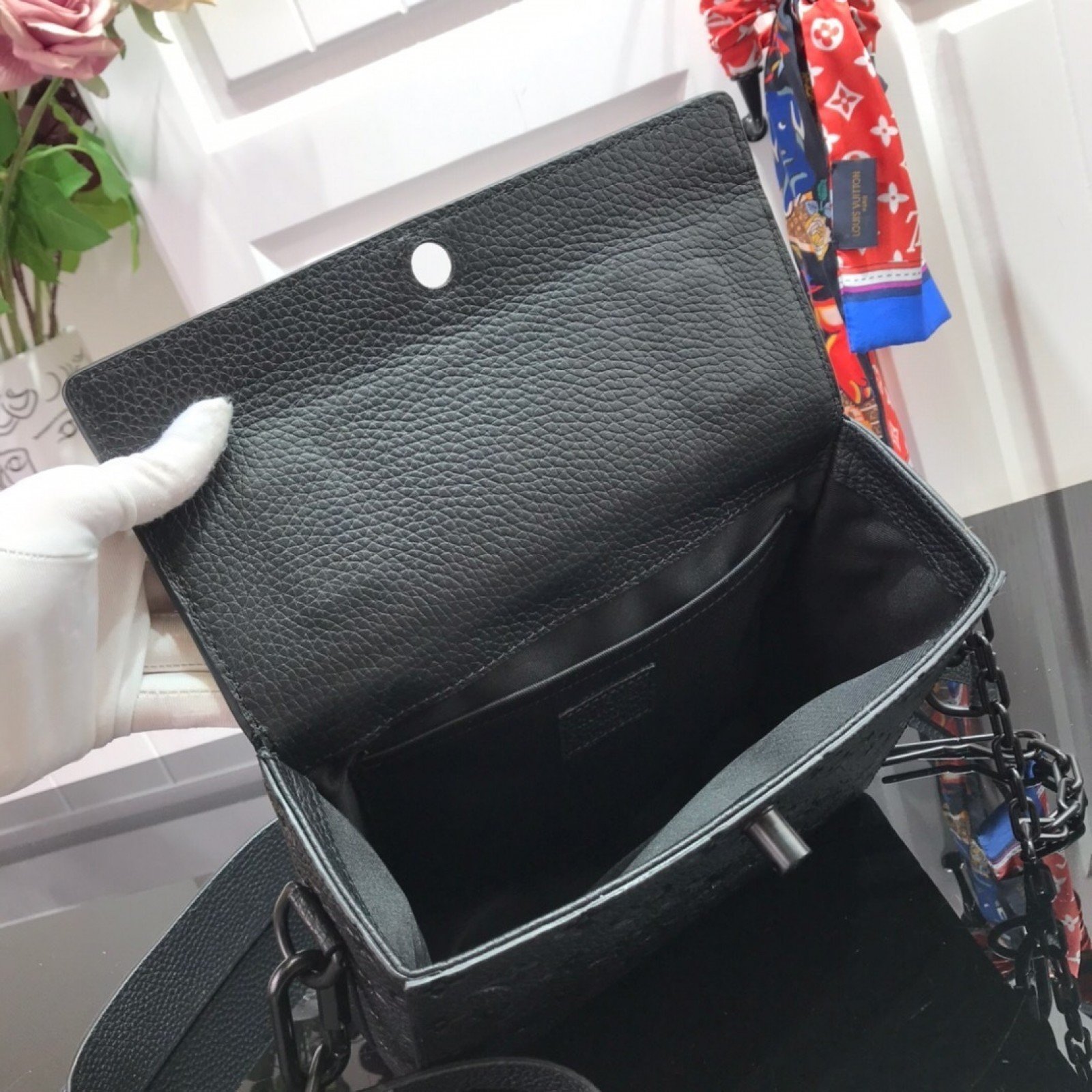 LV MINI SOFT TRUNK M61117