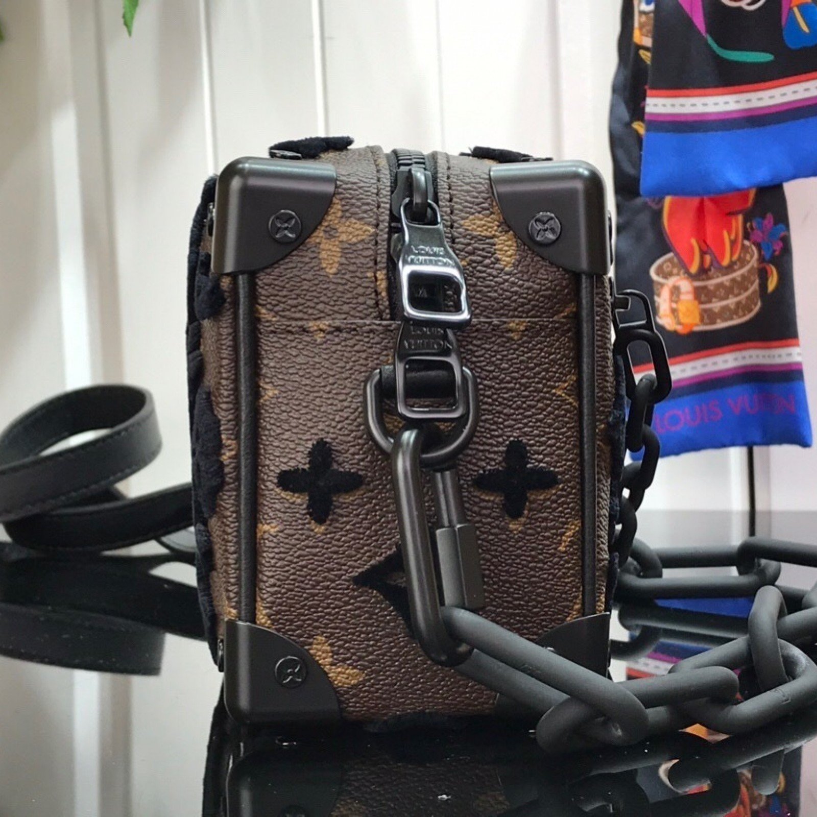 LV MINI SOFT TRUNK M68970