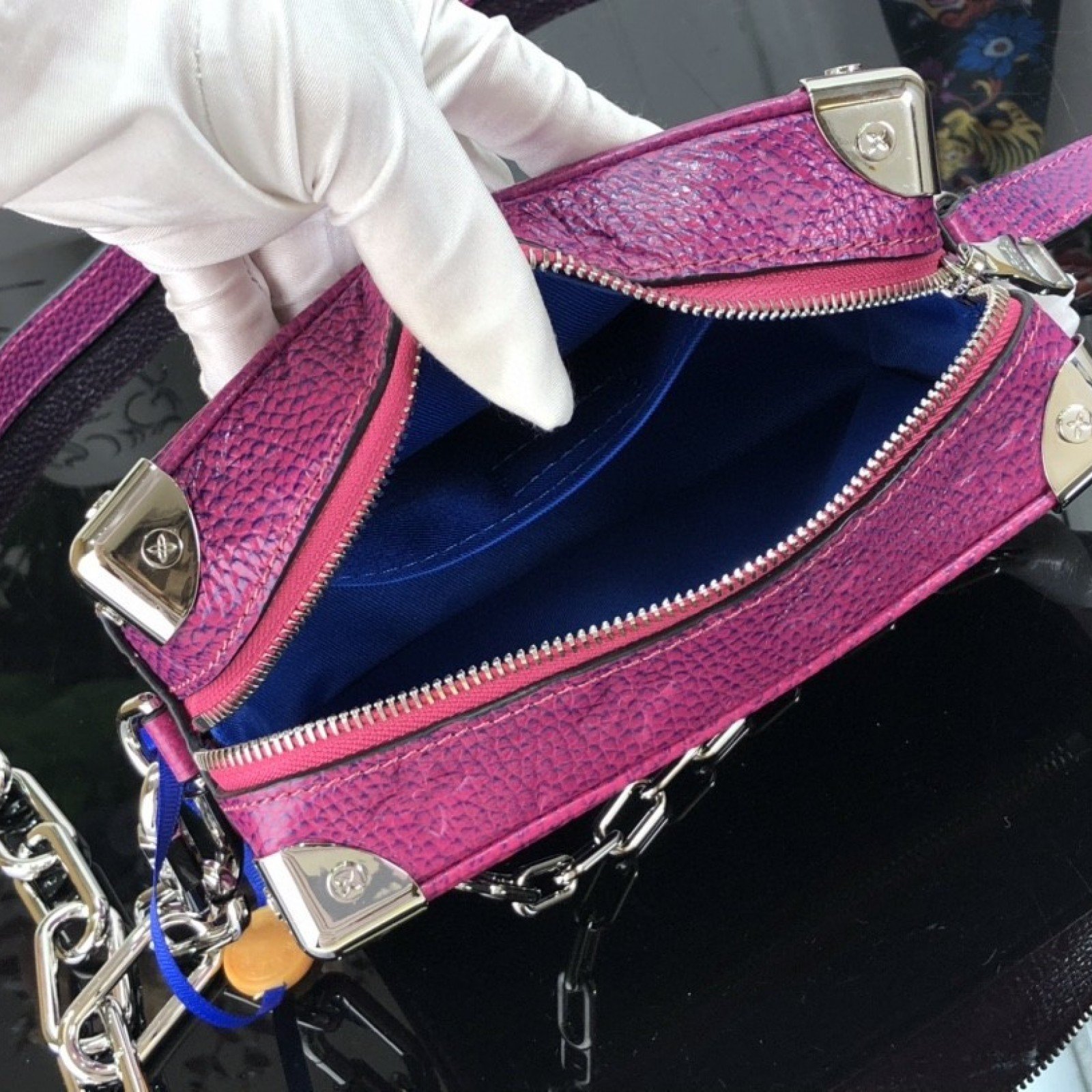 LV MINI SOFT TRUNK M81219