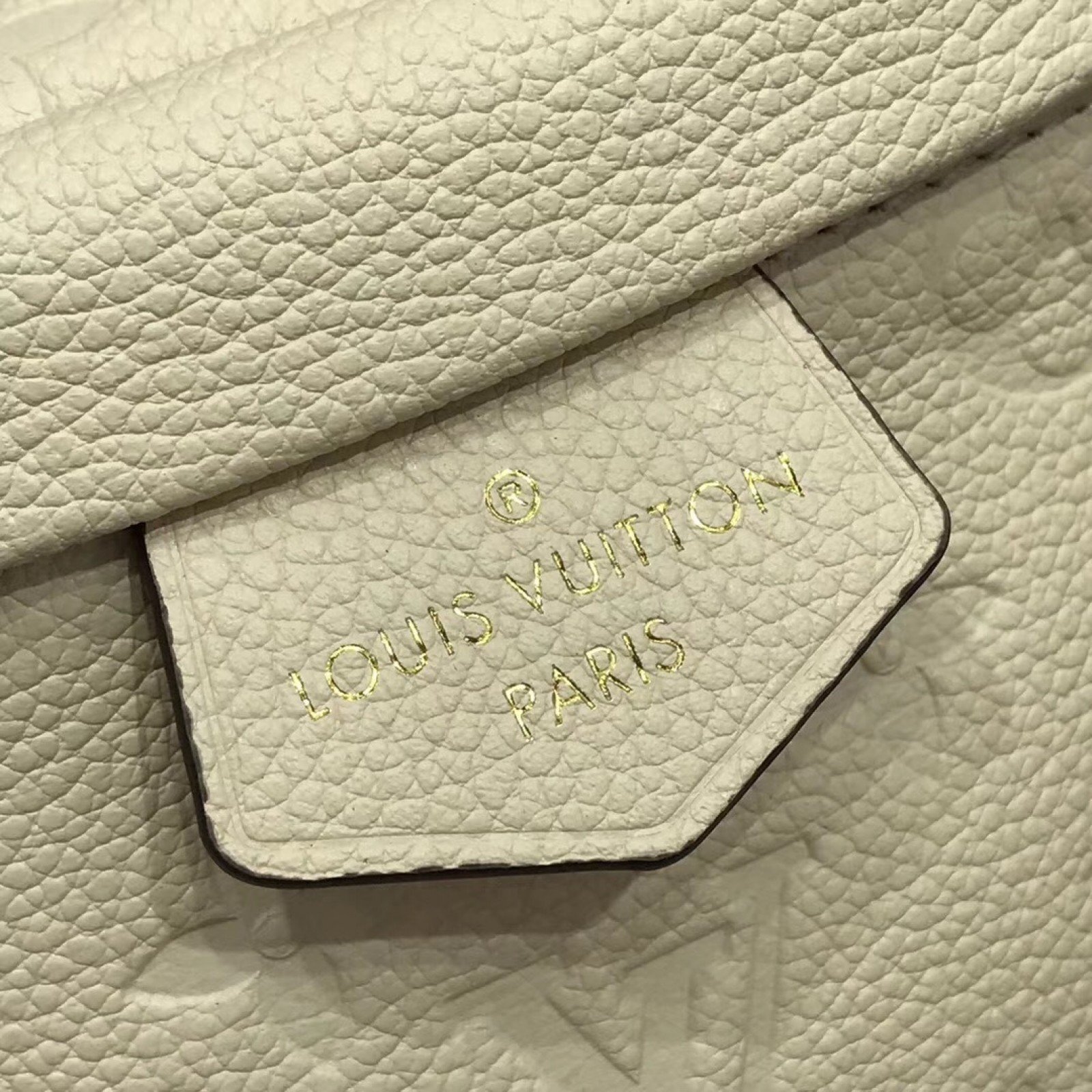 LV MONOGRAM EMPREINTE BUMBAG M44812
