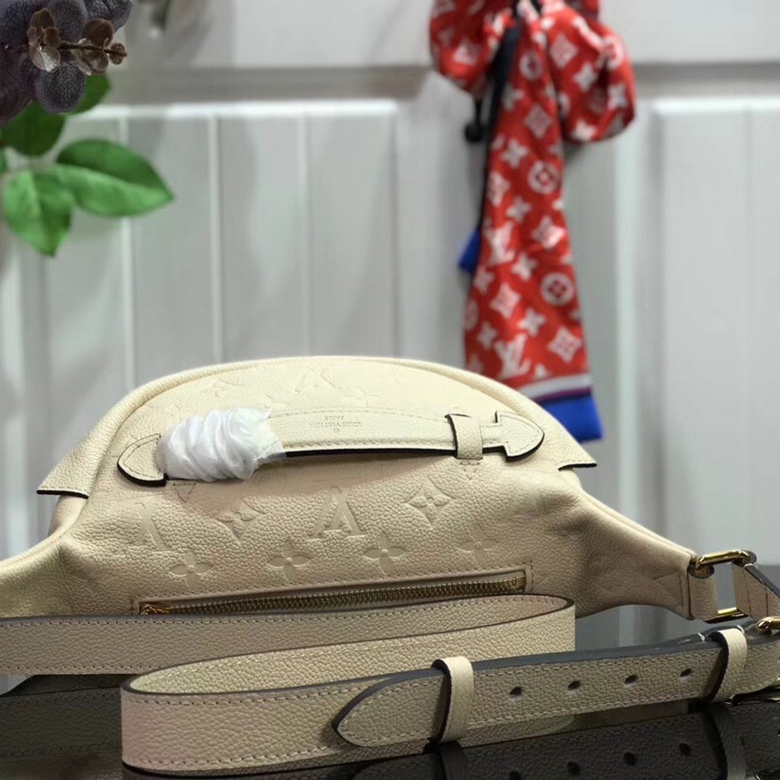 LV MONOGRAM EMPREINTE BUMBAG M44812