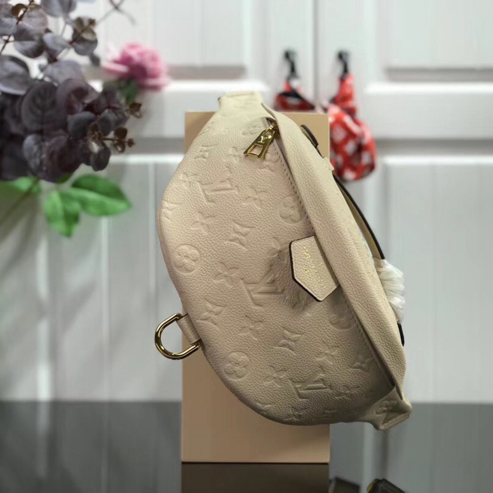 LV MONOGRAM EMPREINTE BUMBAG M44812