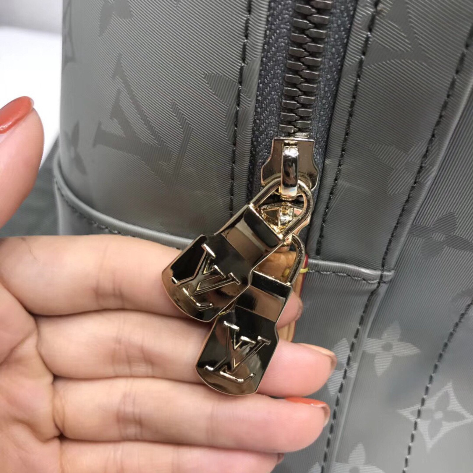 LV MONOGRAM TITANIUM Backpack M43882
