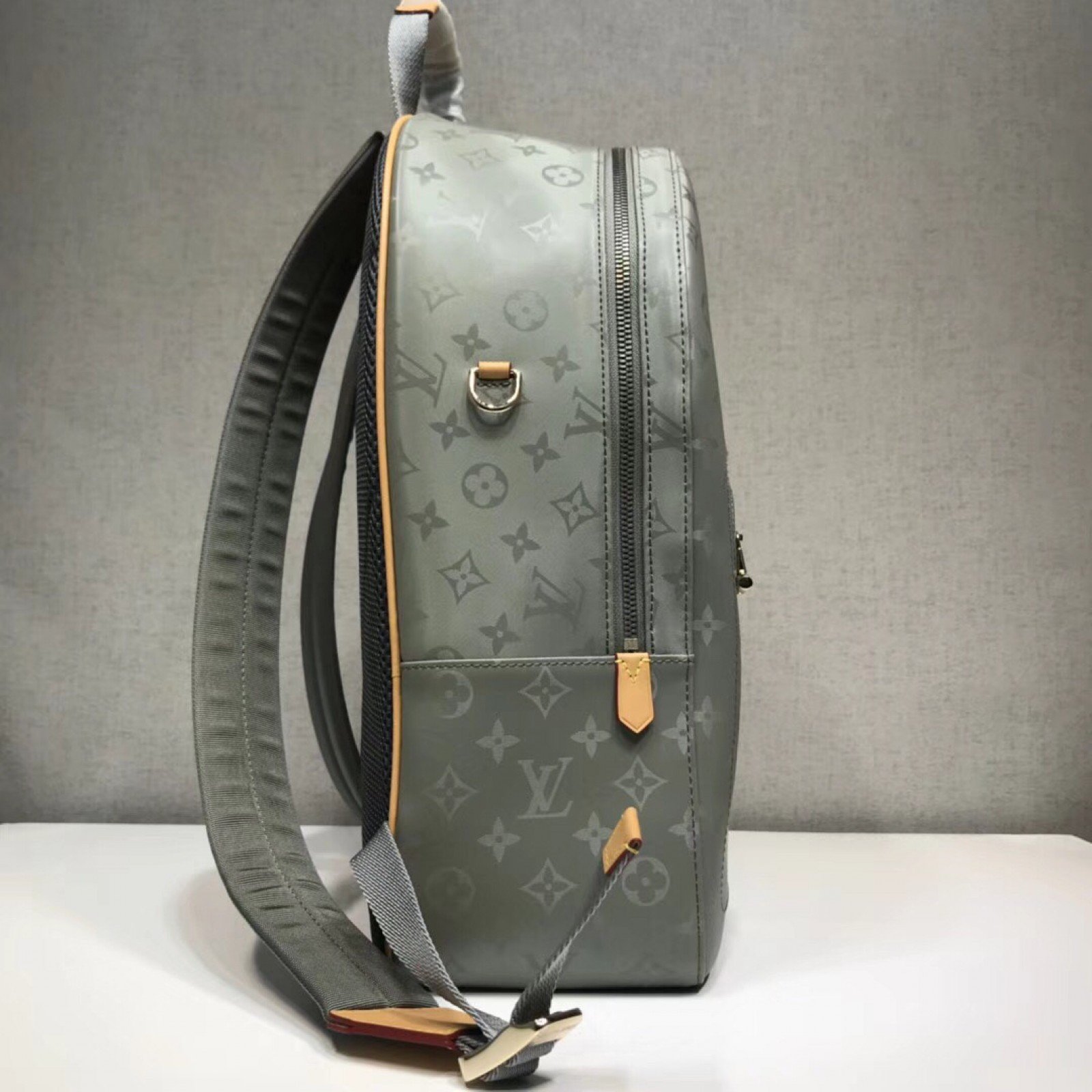 LV MONOGRAM TITANIUM Backpack M43882