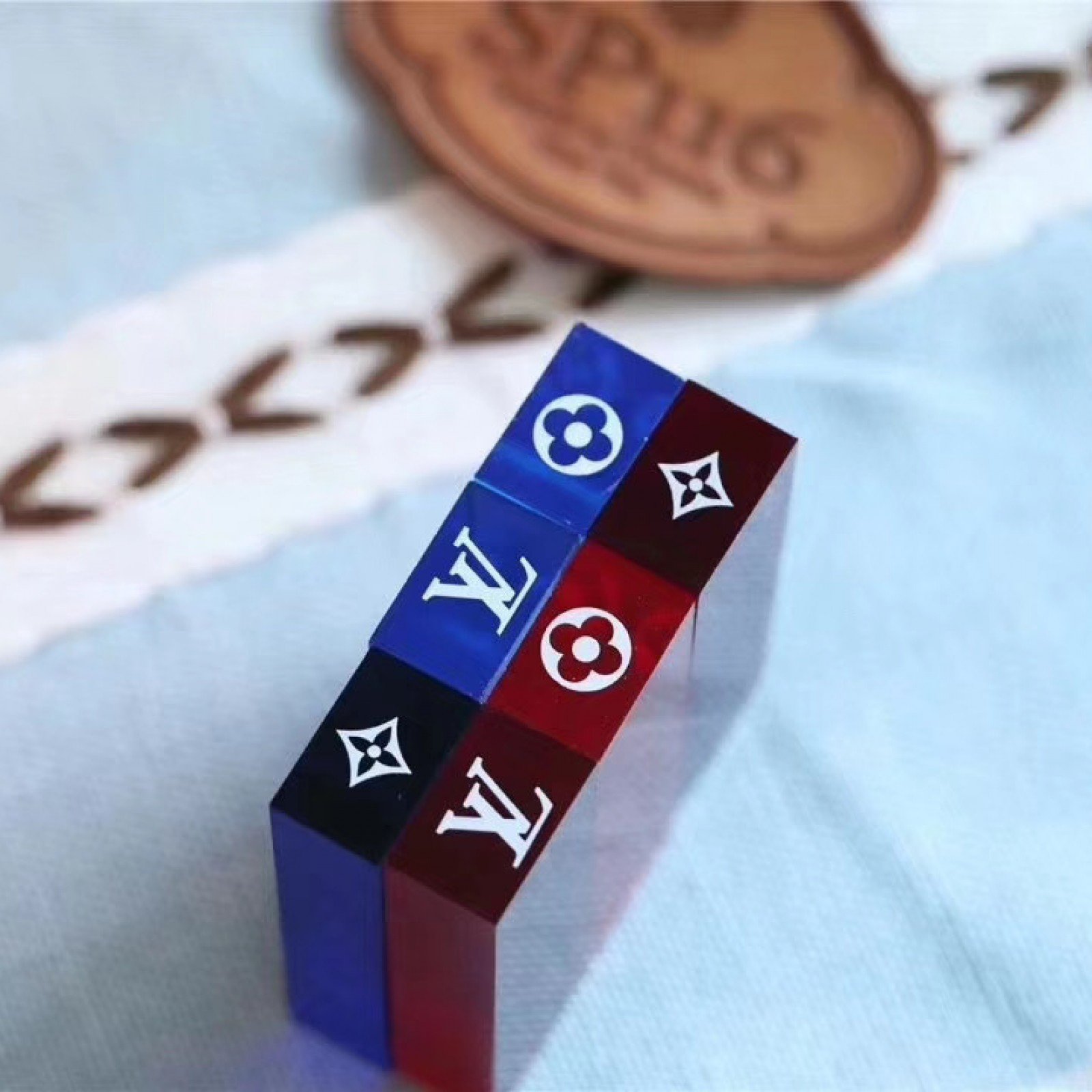 LV MONOGRAM TOWER GI0407