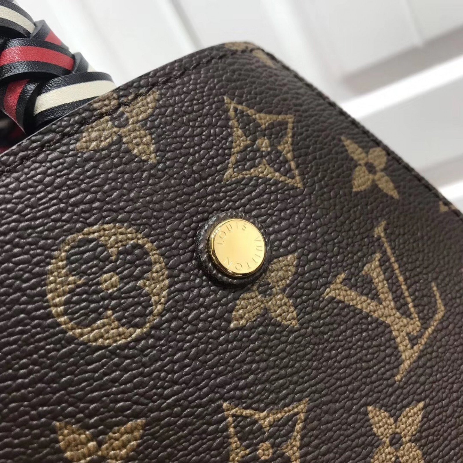 LV MONTAIGNE BB M44671