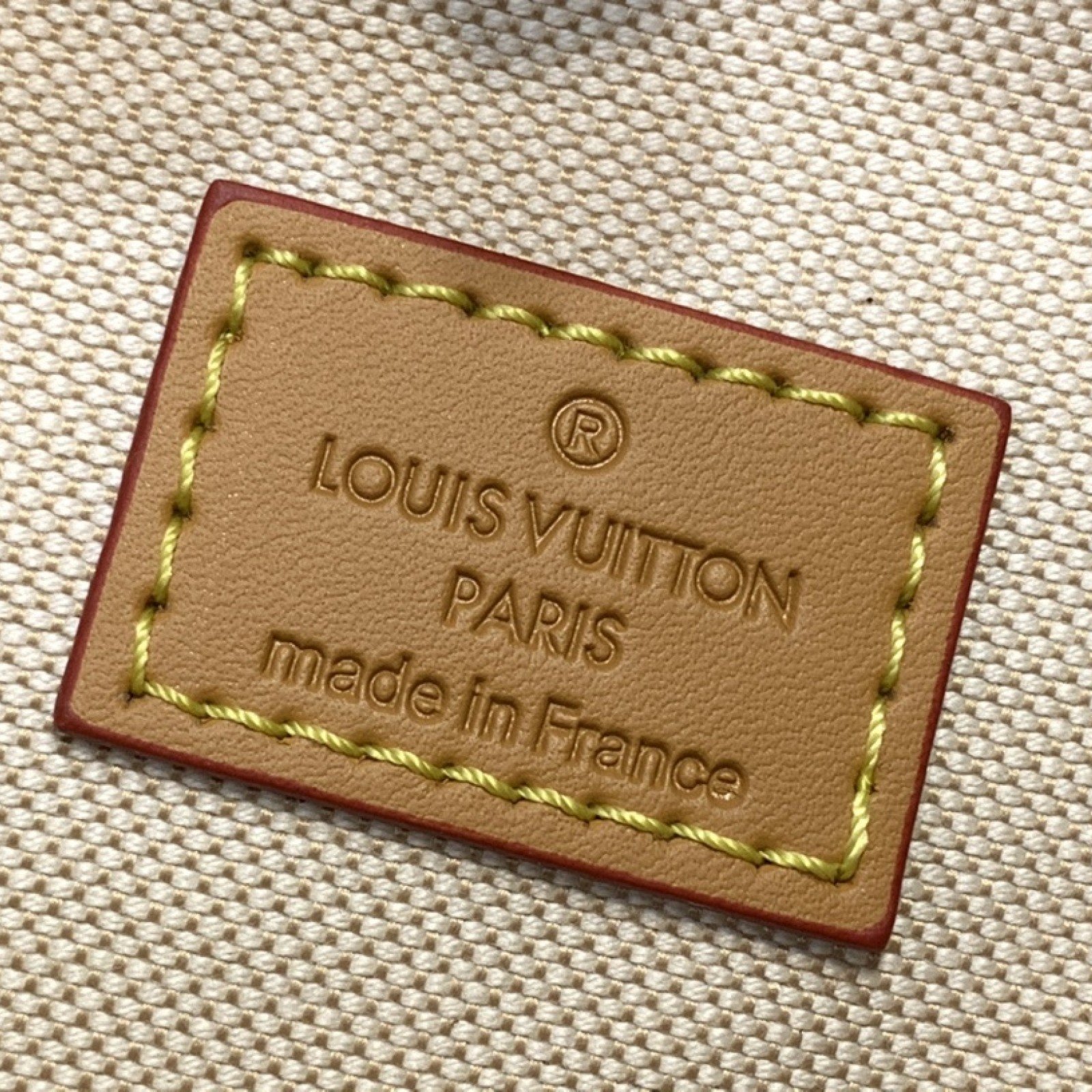 LV MONTSOURIS CARGO m40755