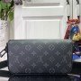 LV MONTSOURIS M83567