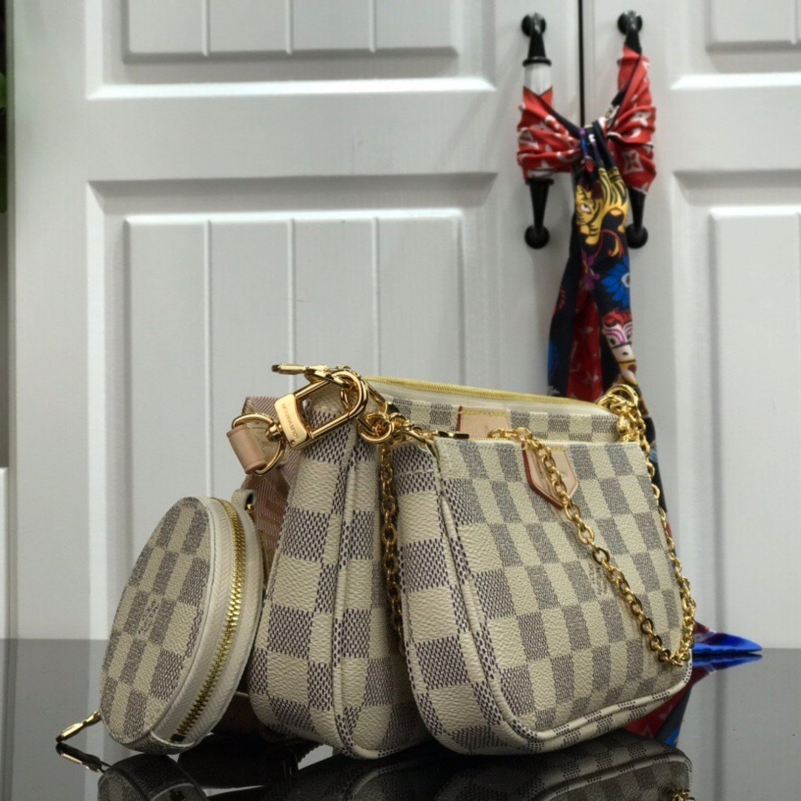 LV MULTI POCHETTE ACCESSOIRES M44823 BG