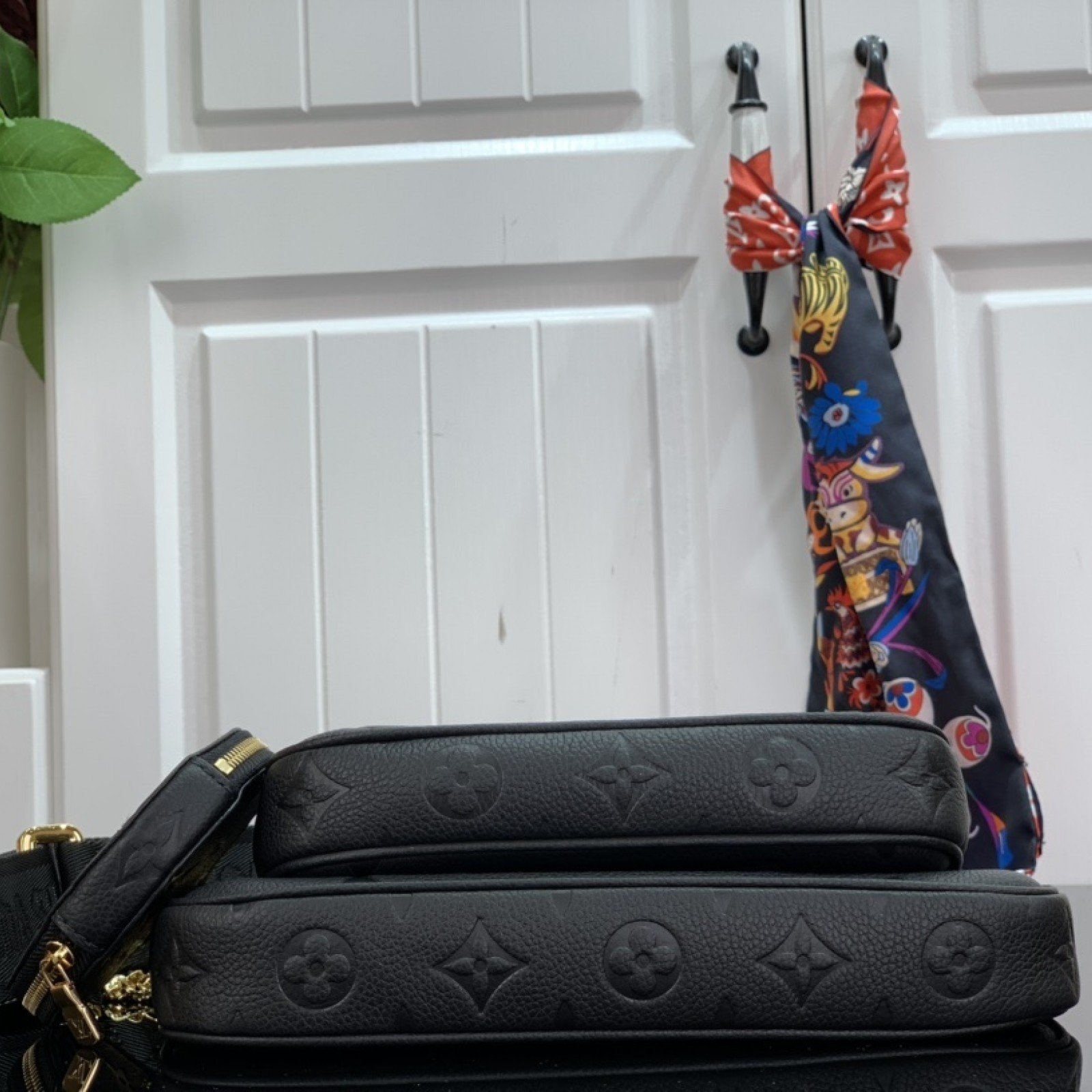 LV MULTI POCHETTE ACCESSOIRES M44823 YH