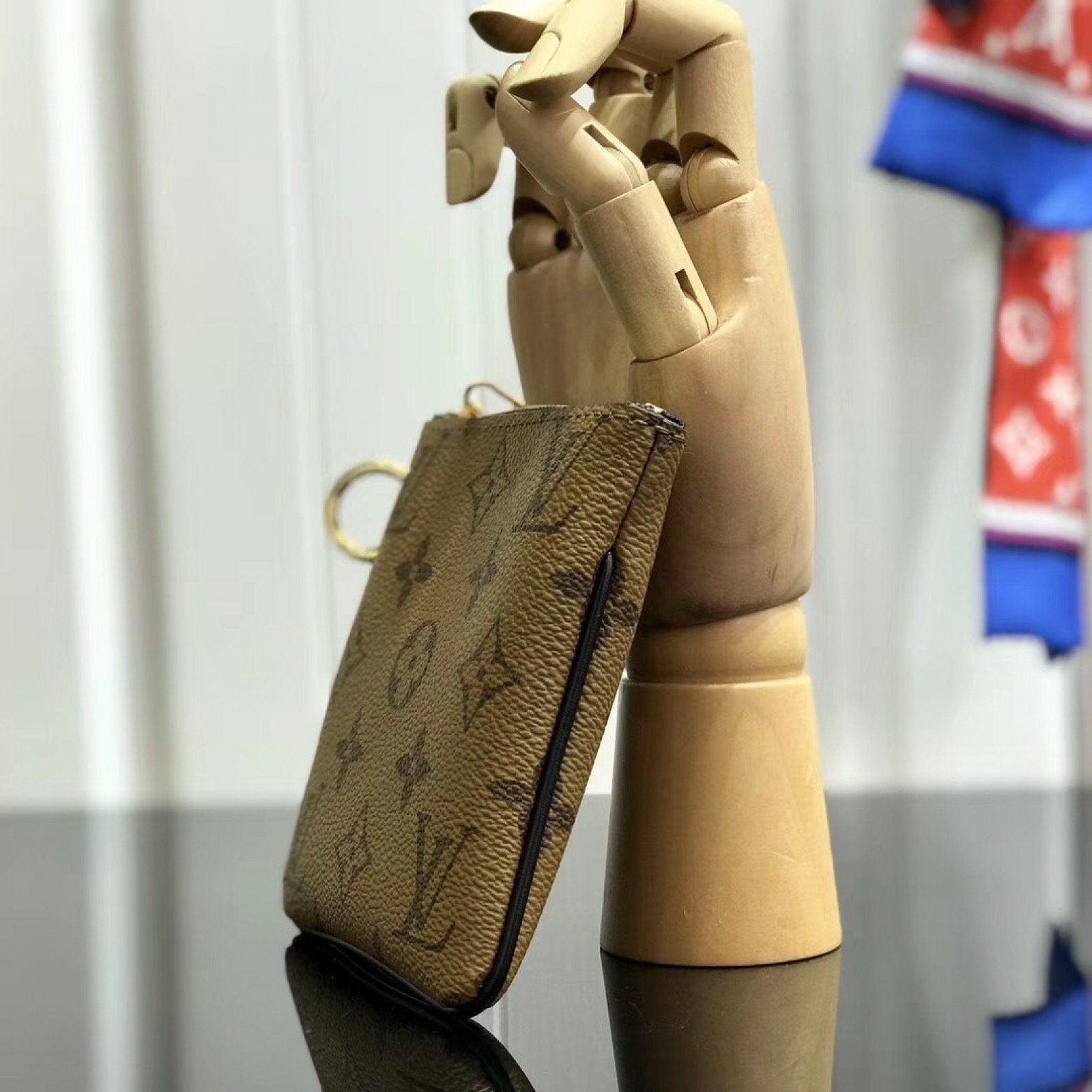 LV MULTI-POCHETTE ACCESSOIRES M44840