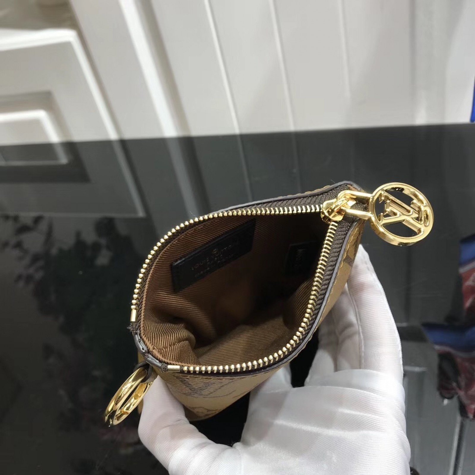 LV MULTI-POCHETTE ACCESSOIRES M44840