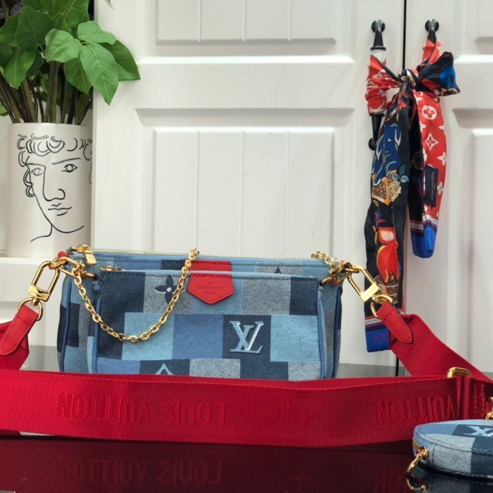 LV MULTI POCHETTE ACCESSOIRES M44990