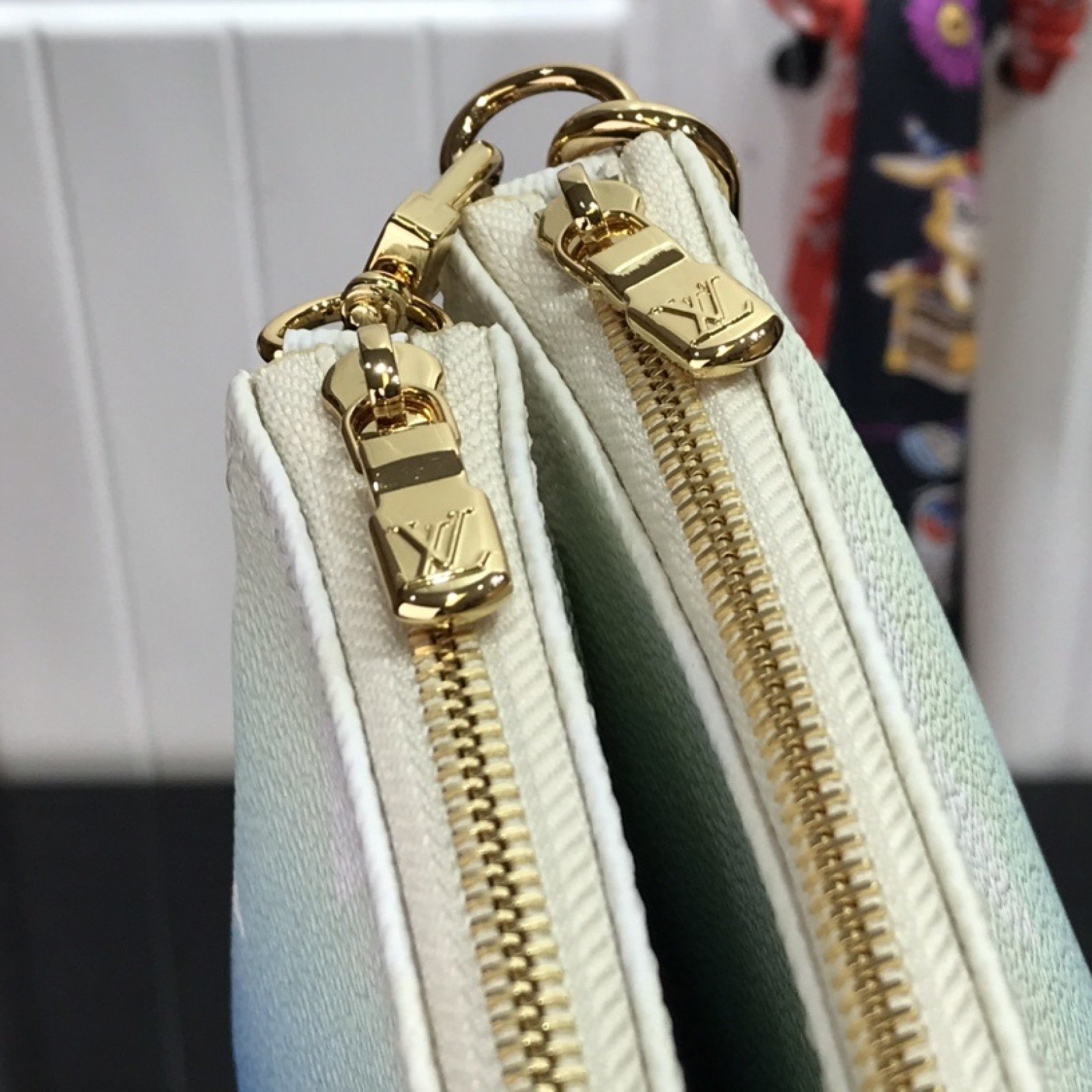 LV MULTI POCHETTE ACCESSOIRES M57633
