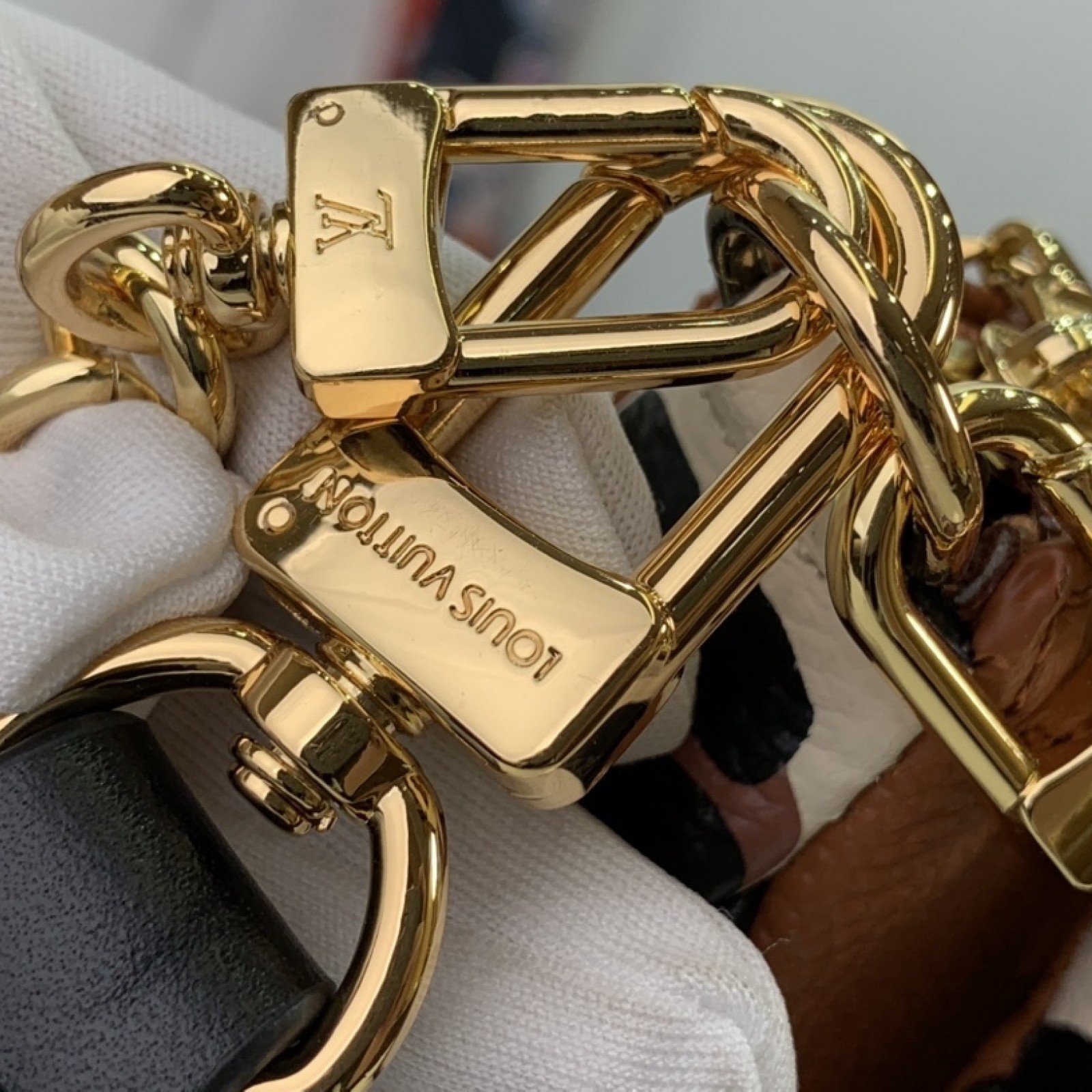LV MULTI POCHETTE ACCESSOIRES M58520