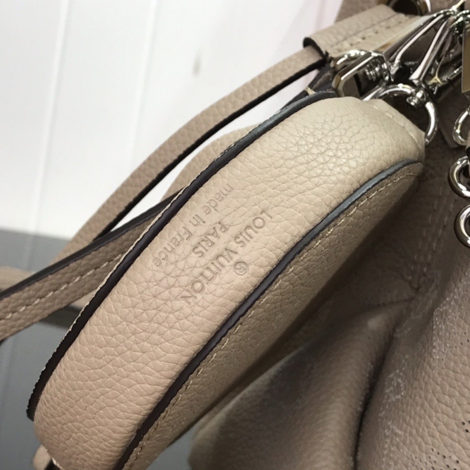 LV MURIA BAG M55799