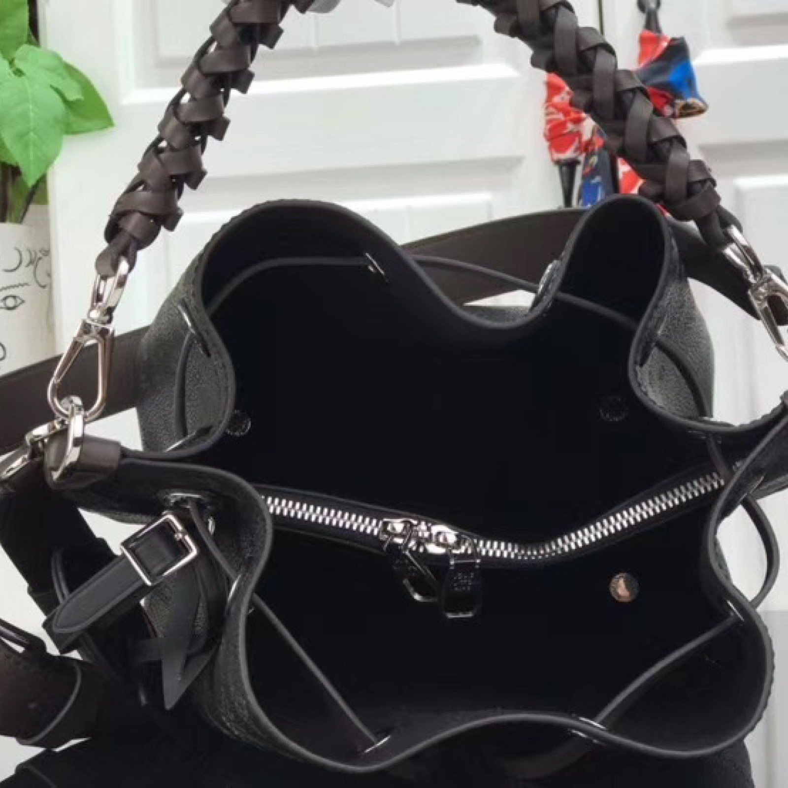 LV MURIA M55801