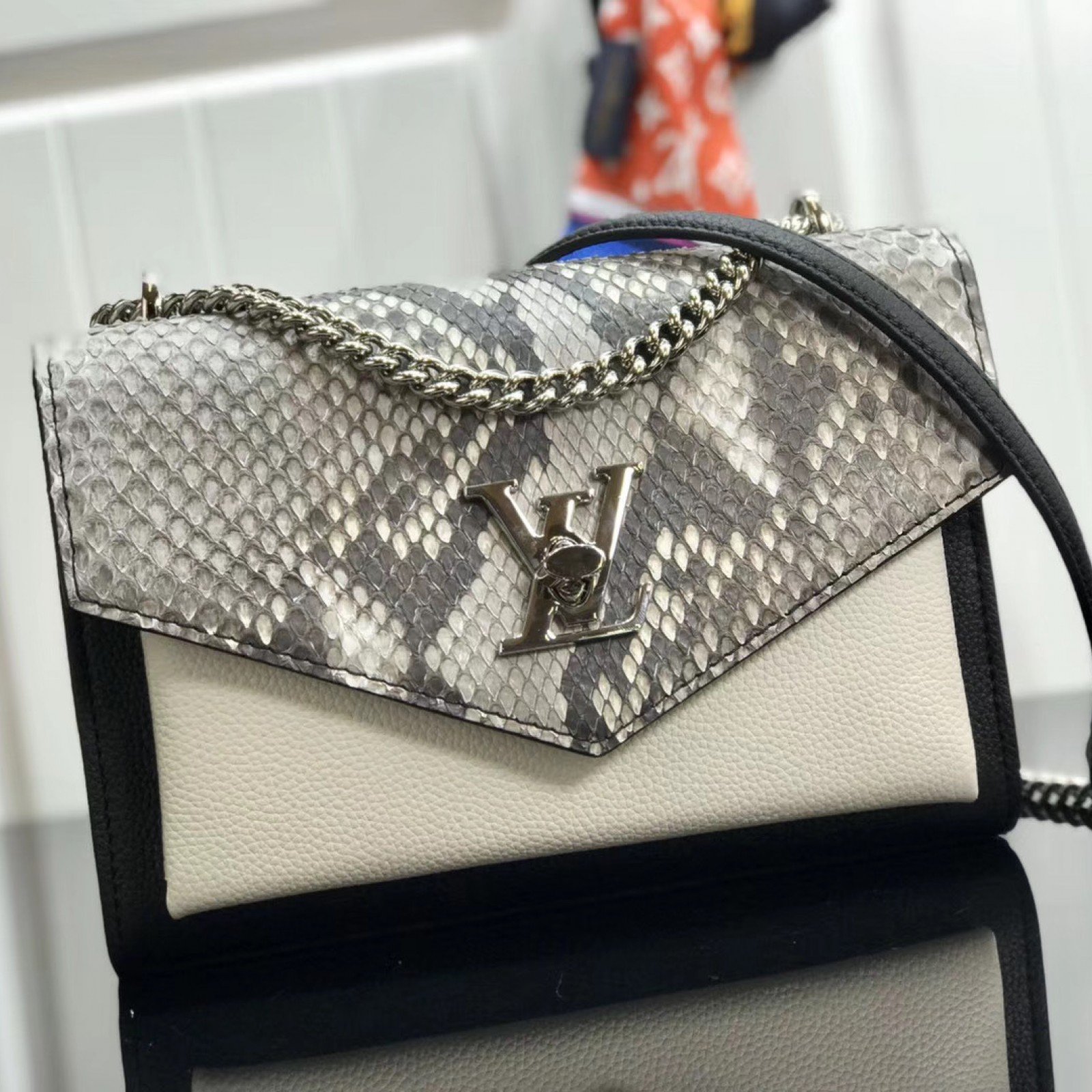 LV MYLOCKME BB N97005