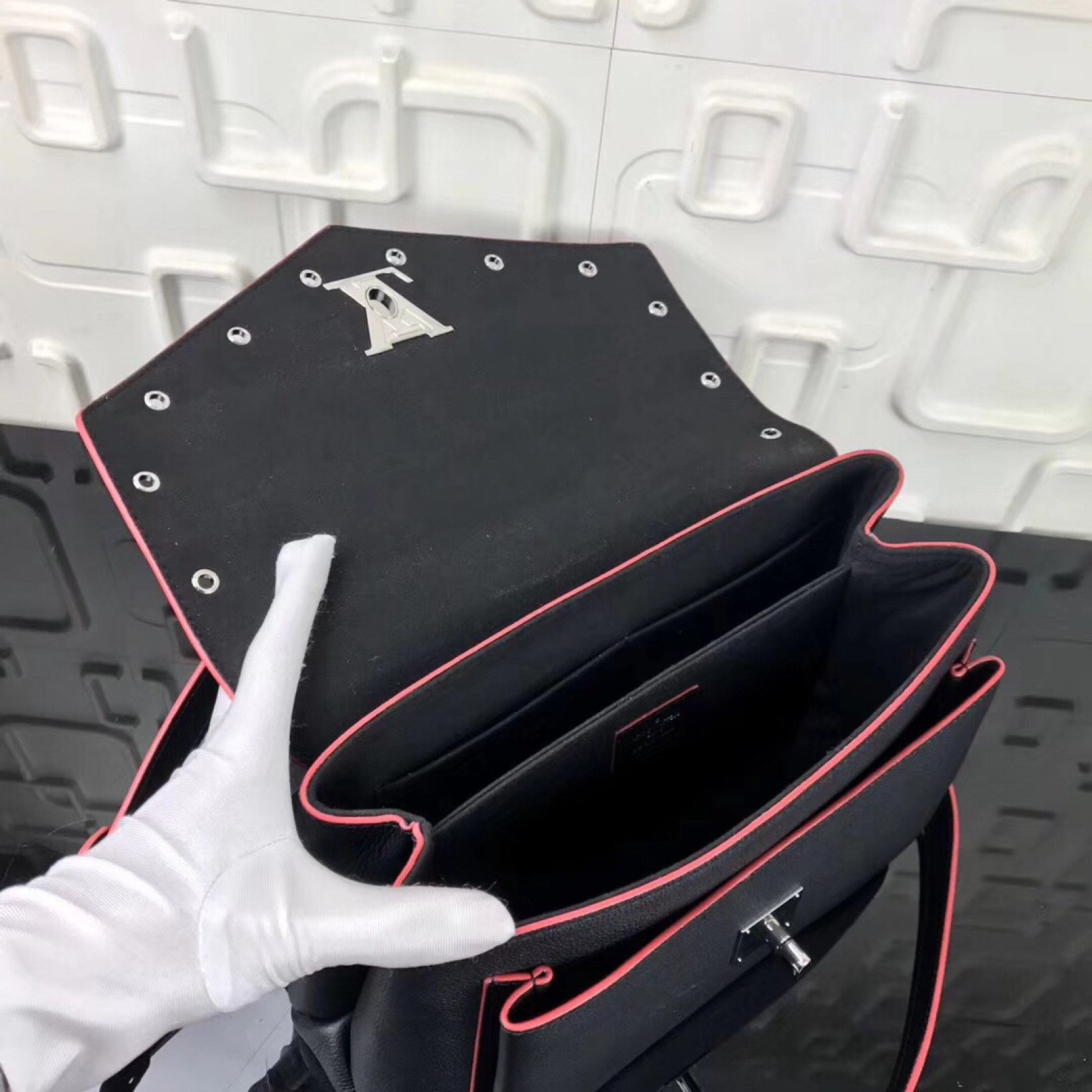 LV MYLOCKME Bag M53507