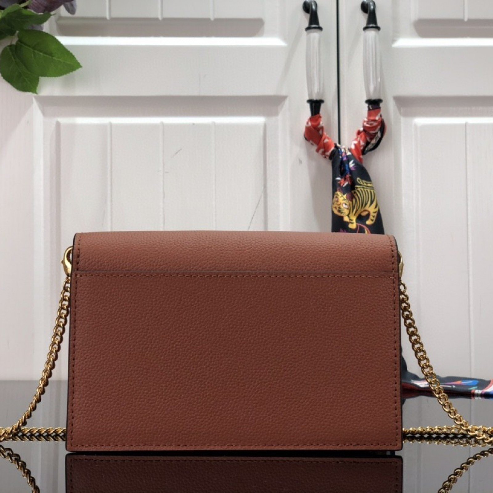 LV MYLOCKME CHAIN POCHETTE M81436