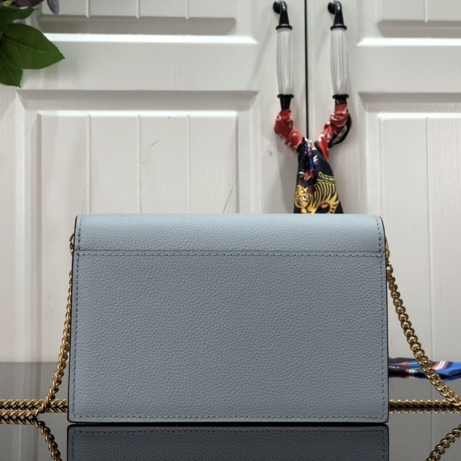 LV MYLOCKME CHAIN POCHETTE M81436