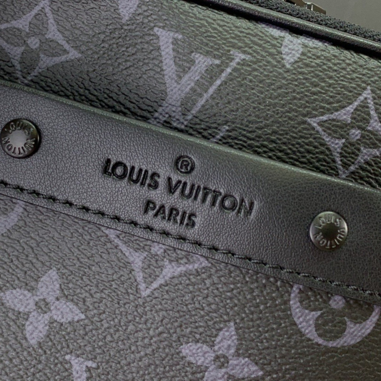 LV NANO ALPHA m30997