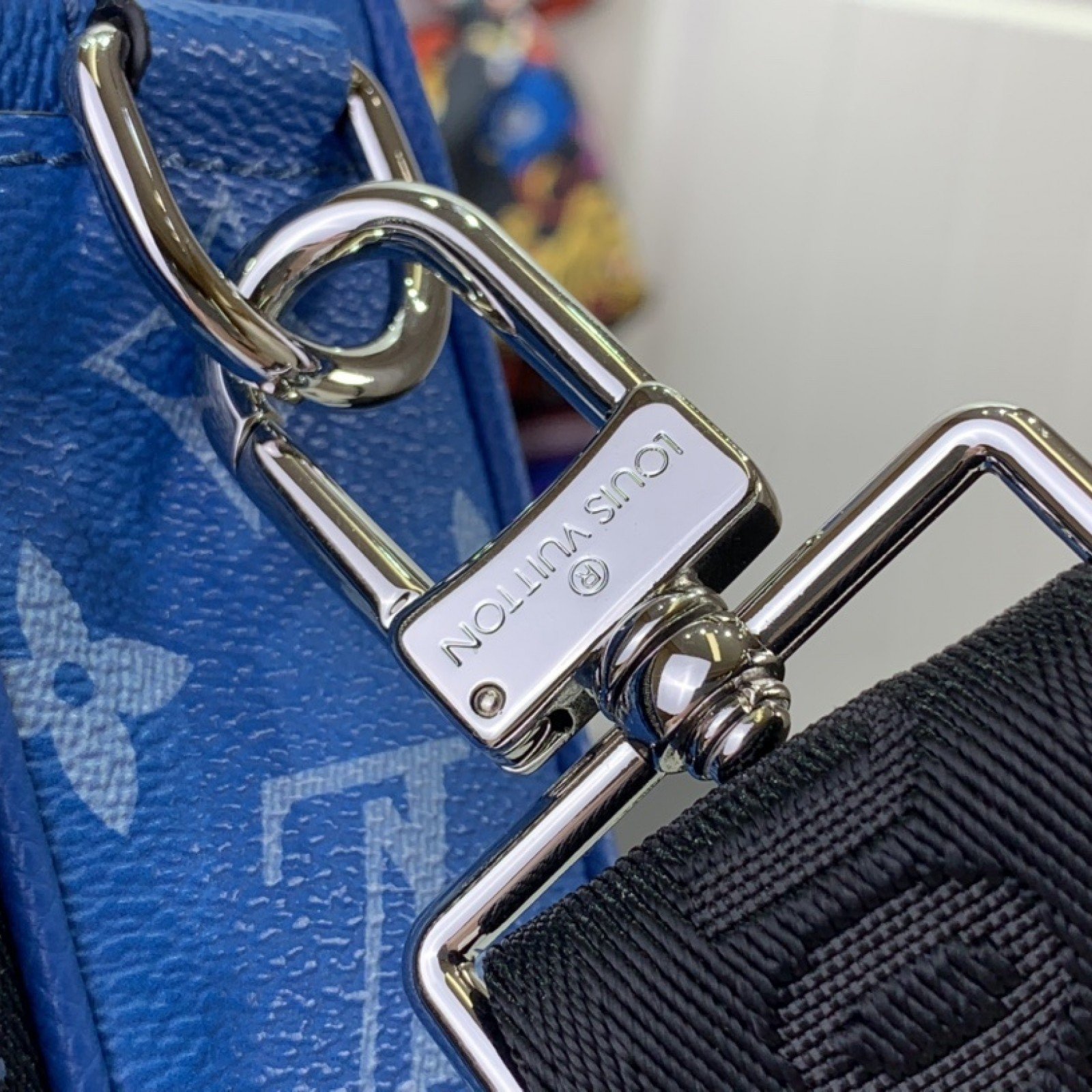 LV NANO ALPHA m30997