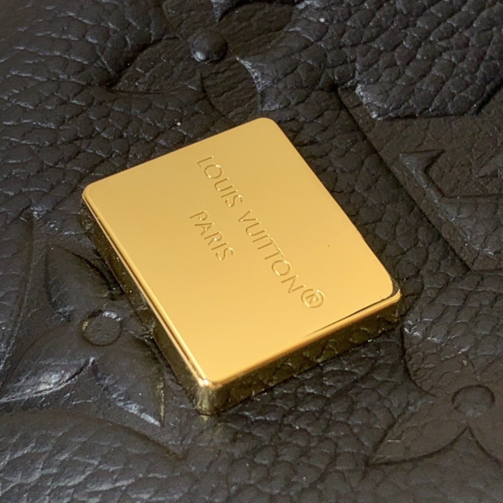 LV NANO NOÉ m14549