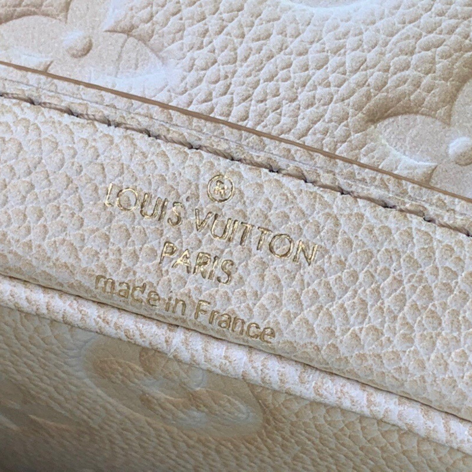 LV NANO NOE M81463