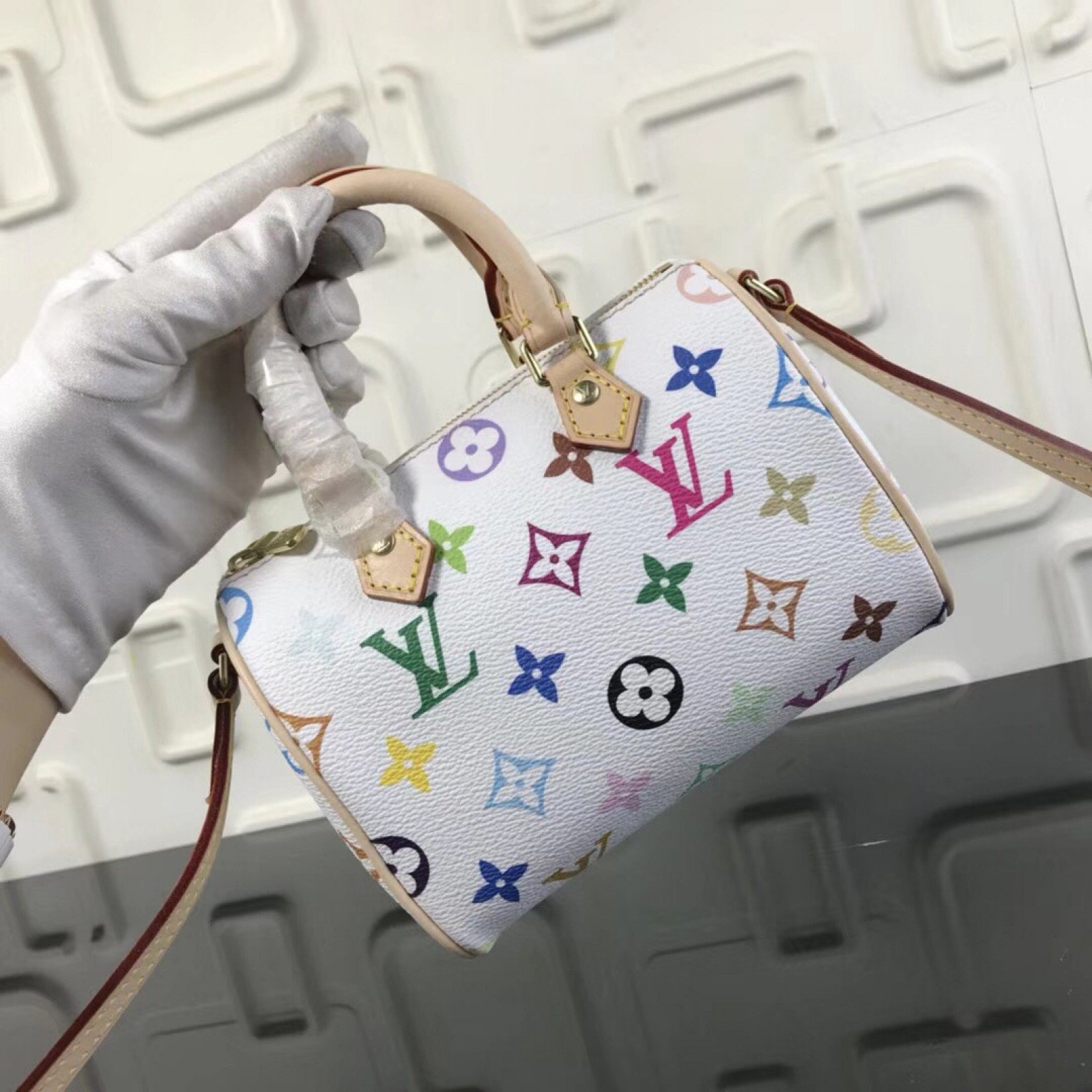 LV NANO SPEEDY M61252