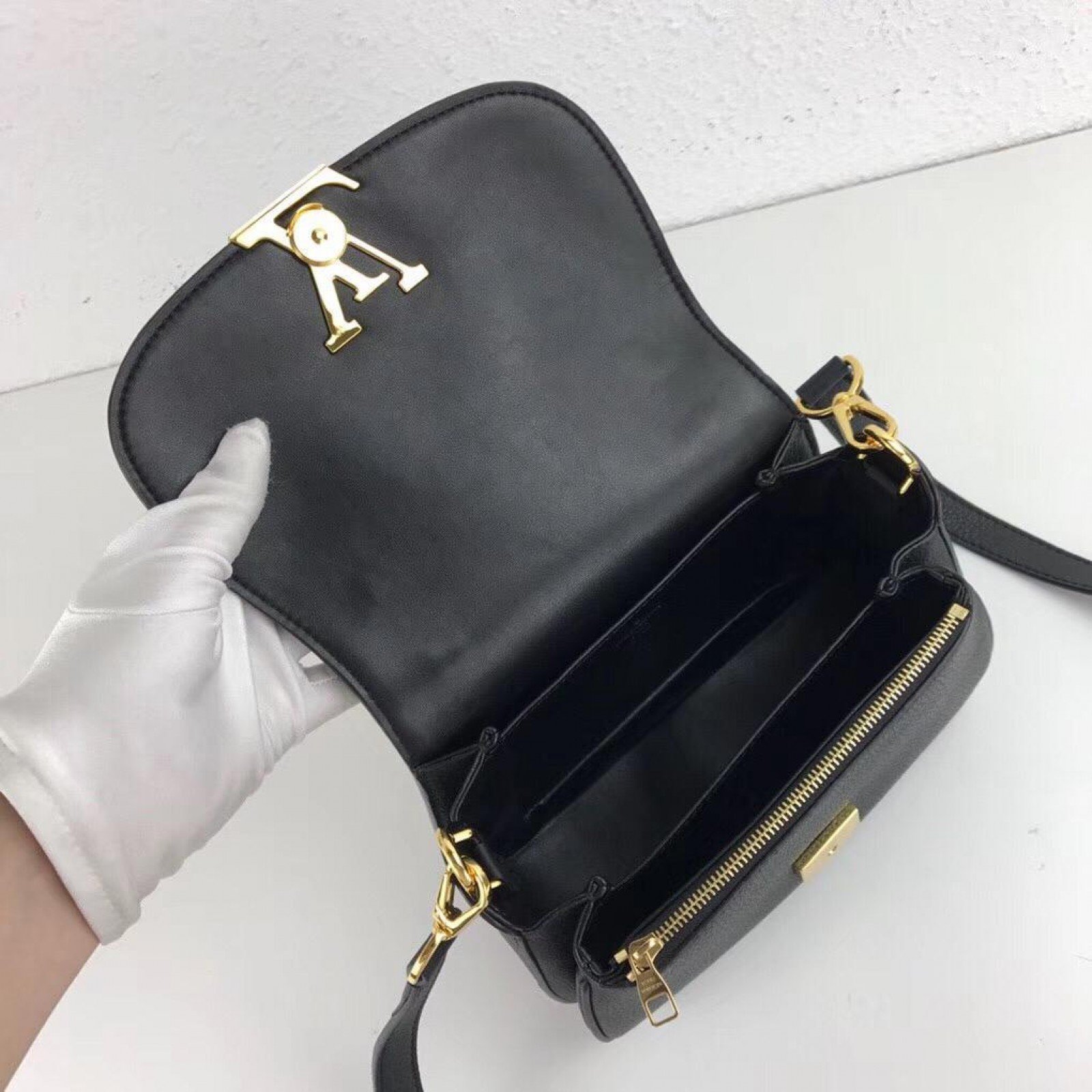 LV NEO VIVIENNE M54057